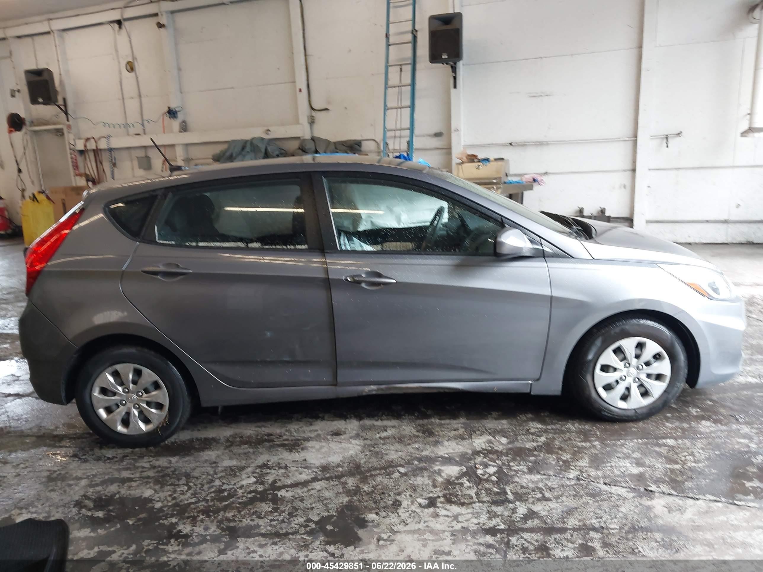 2015 Hyundai Accent Gs Gray vin: KMHCT5AE5FU225295