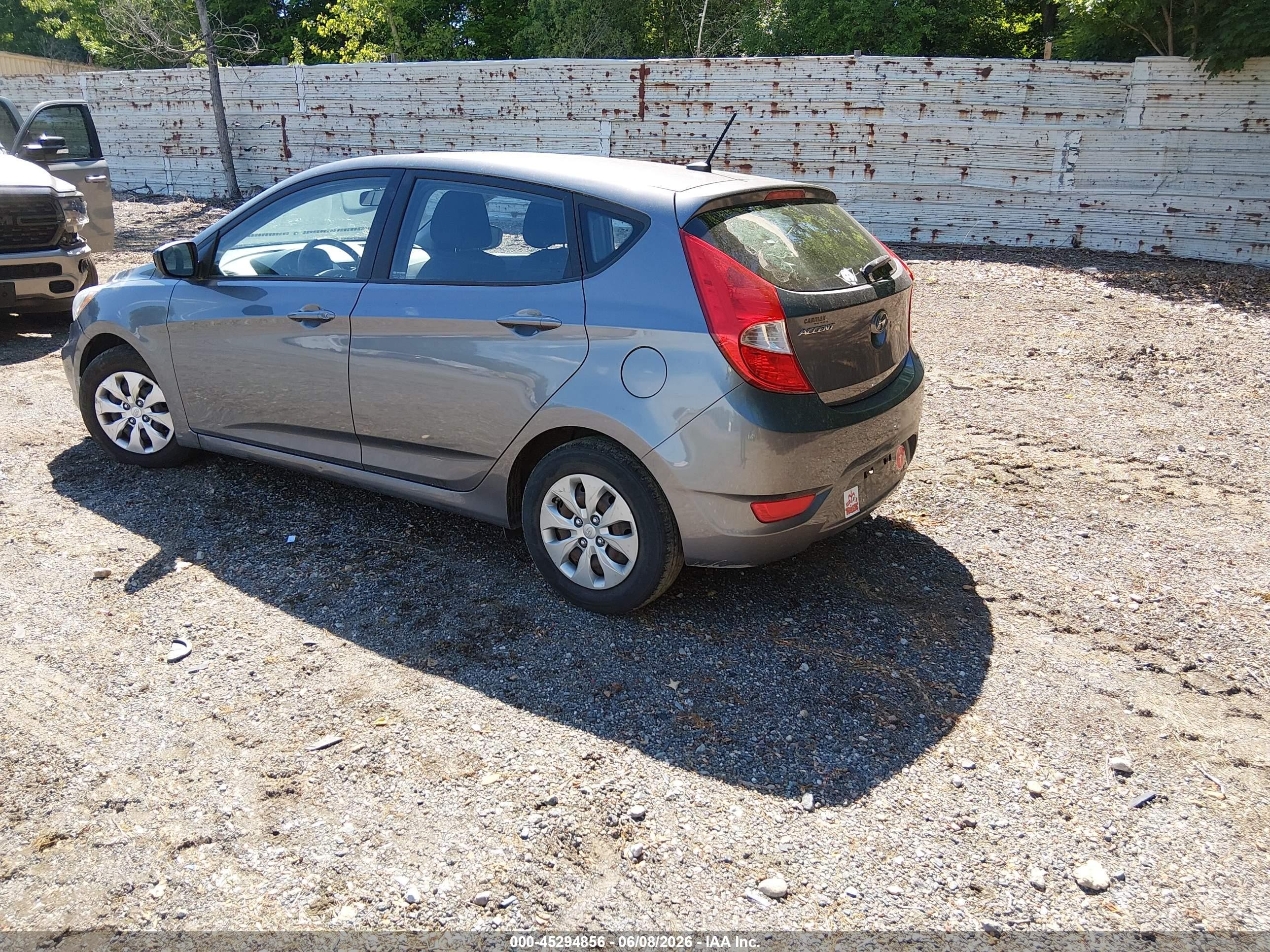 2015 Hyundai Accent Gs Gray vin: KMHCT5AE5FU226172