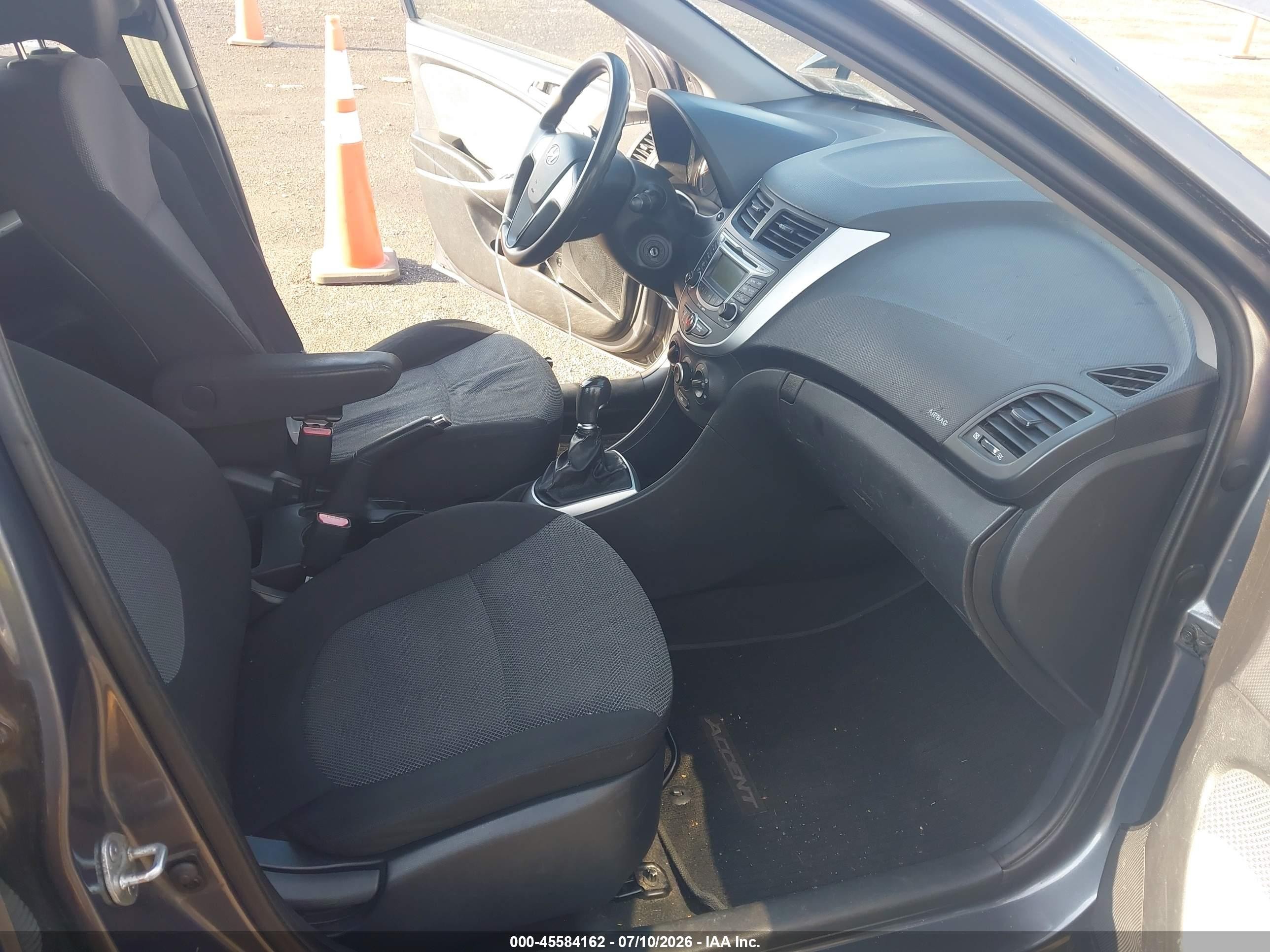 2013 Hyundai Accent Gs Gray vin: KMHCT5AE6DU084492