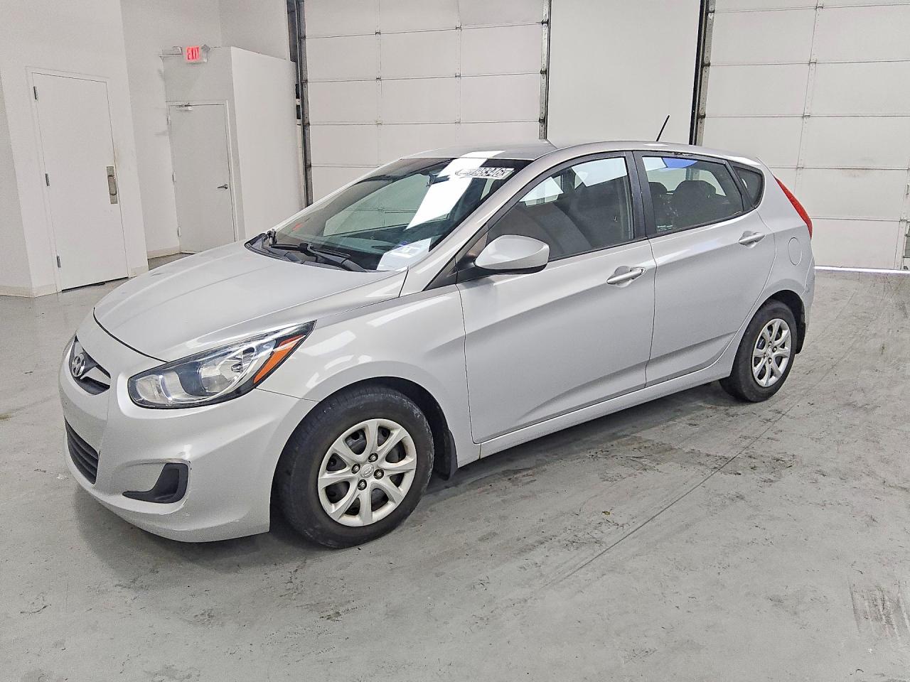 2013 Hyundai Accent Gs Серебряный vin: KMHCT5AE6DU116096