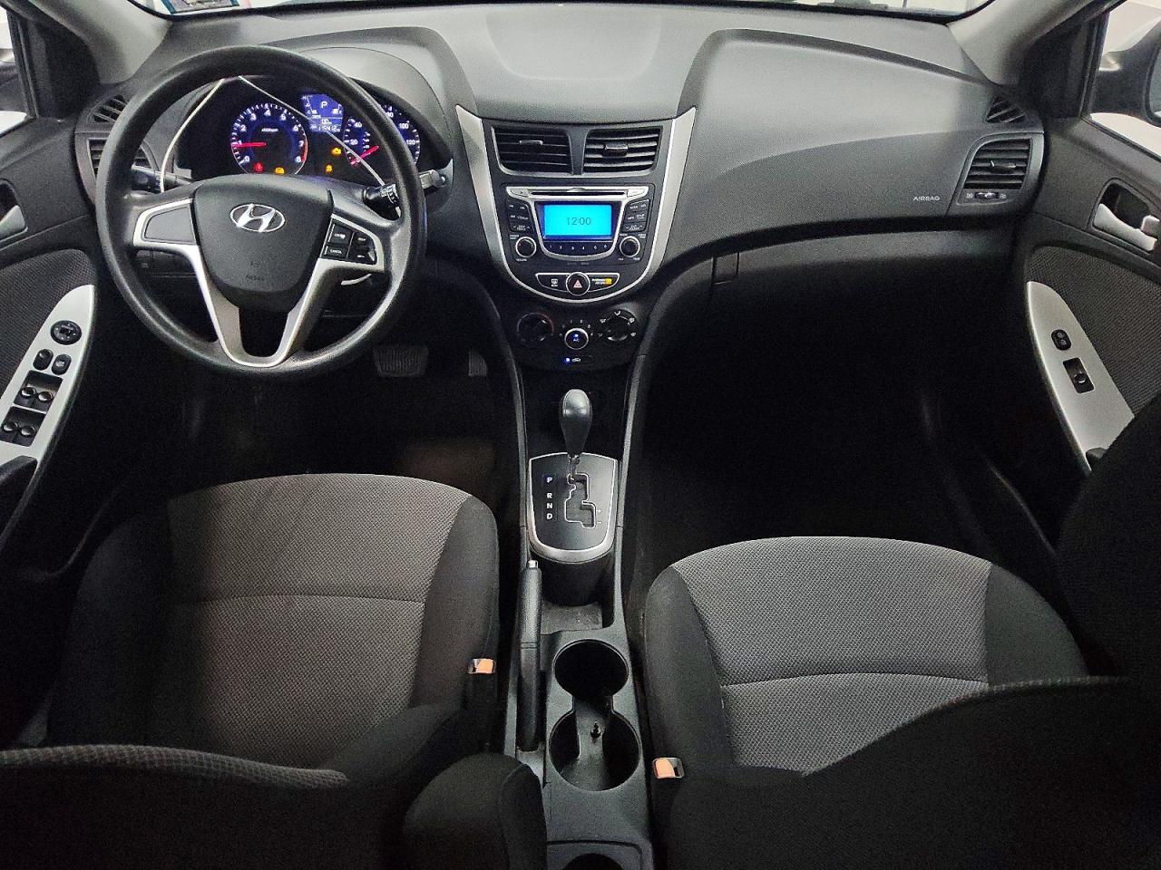 2013 Hyundai Accent Gs Серебряный vin: KMHCT5AE6DU116096