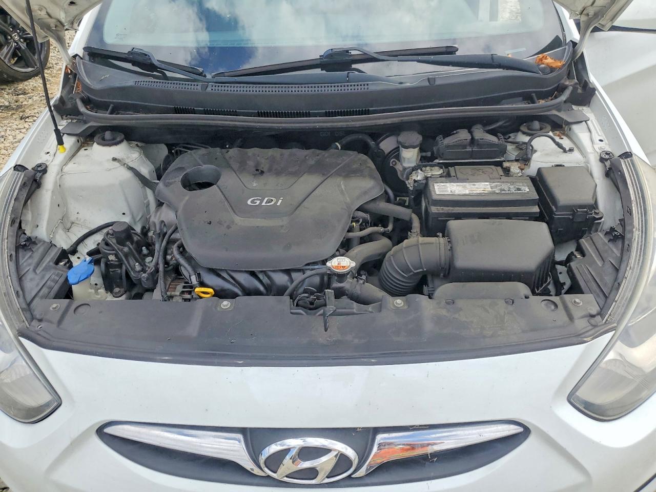 2014 Hyundai Accent Gs White vin: KMHCT5AE6EU158141