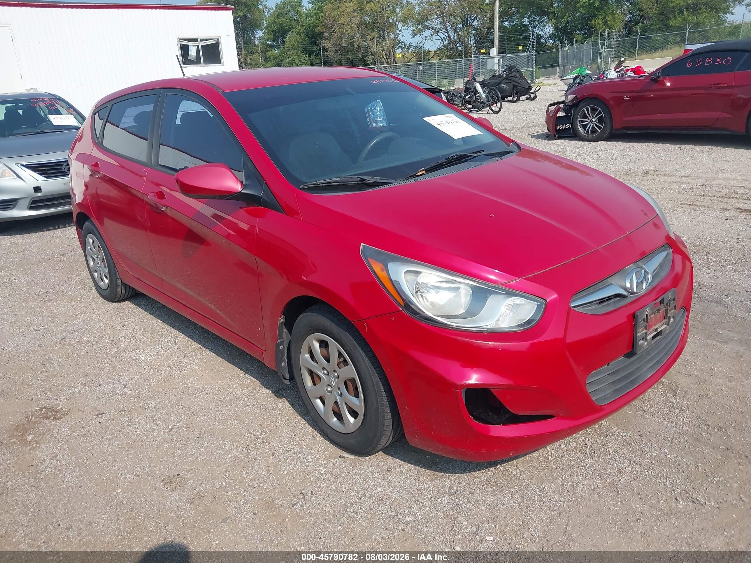 2014 Hyundai Accent Gs Red vin: KMHCT5AE6EU166367