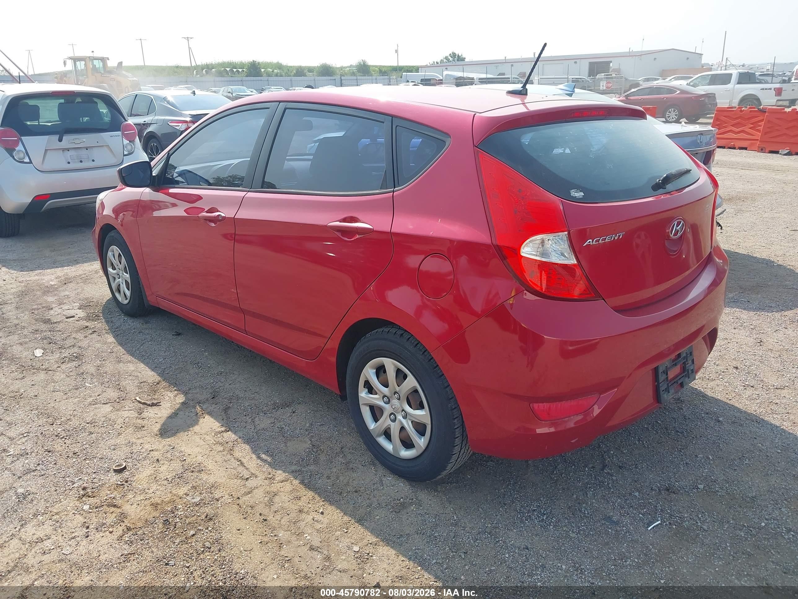 2014 Hyundai Accent Gs Red vin: KMHCT5AE6EU166367