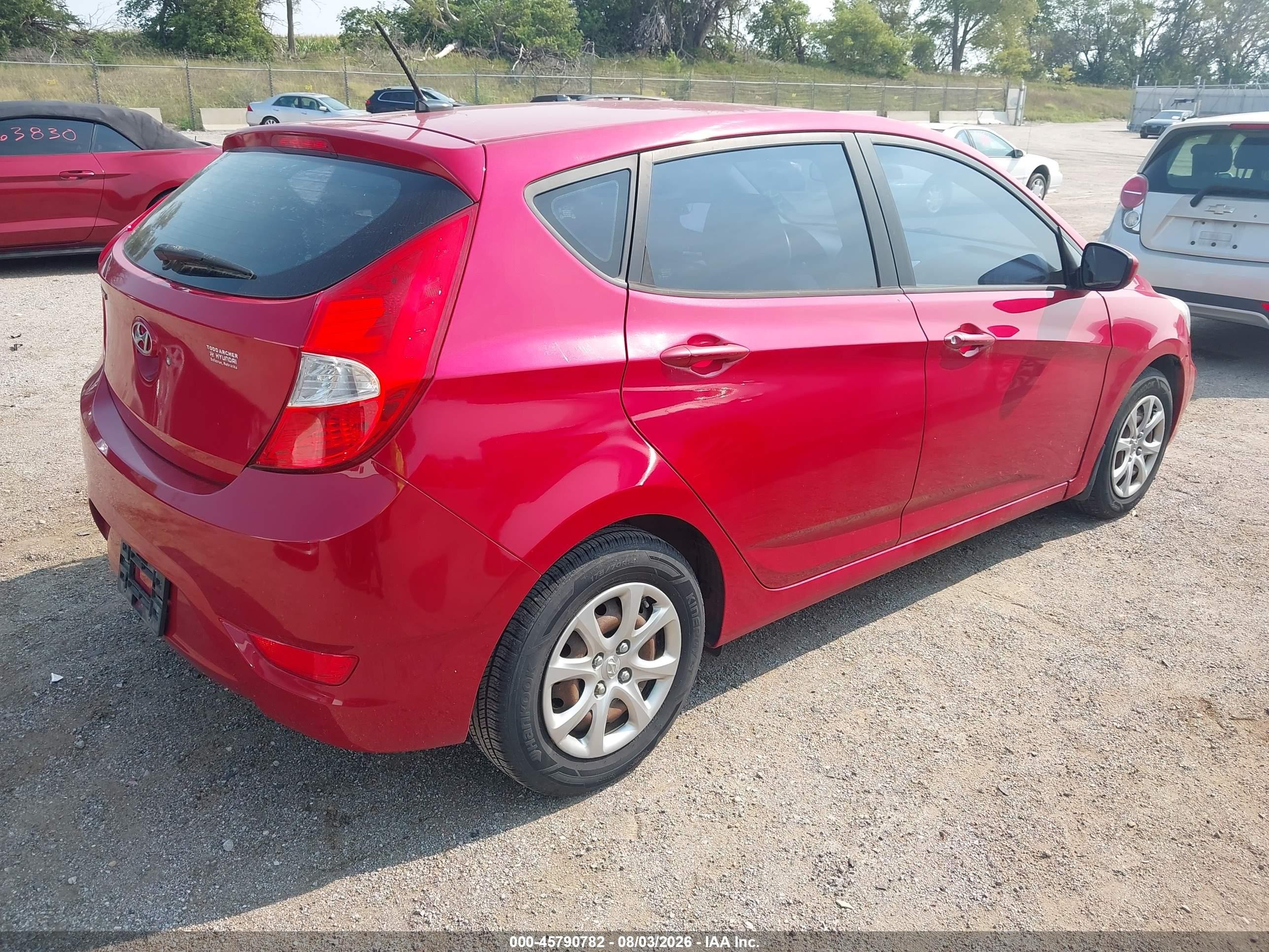 2014 Hyundai Accent Gs Red vin: KMHCT5AE6EU166367