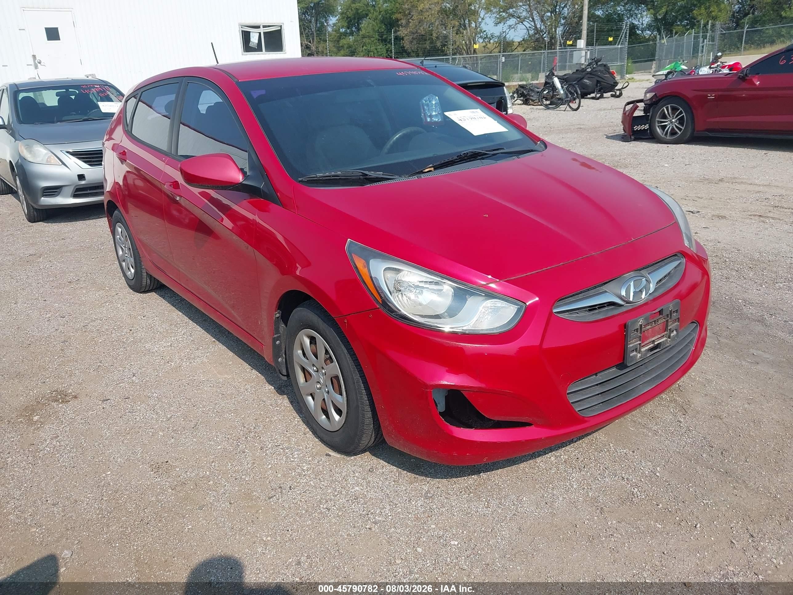 2014 Hyundai Accent Gs Red vin: KMHCT5AE6EU166367