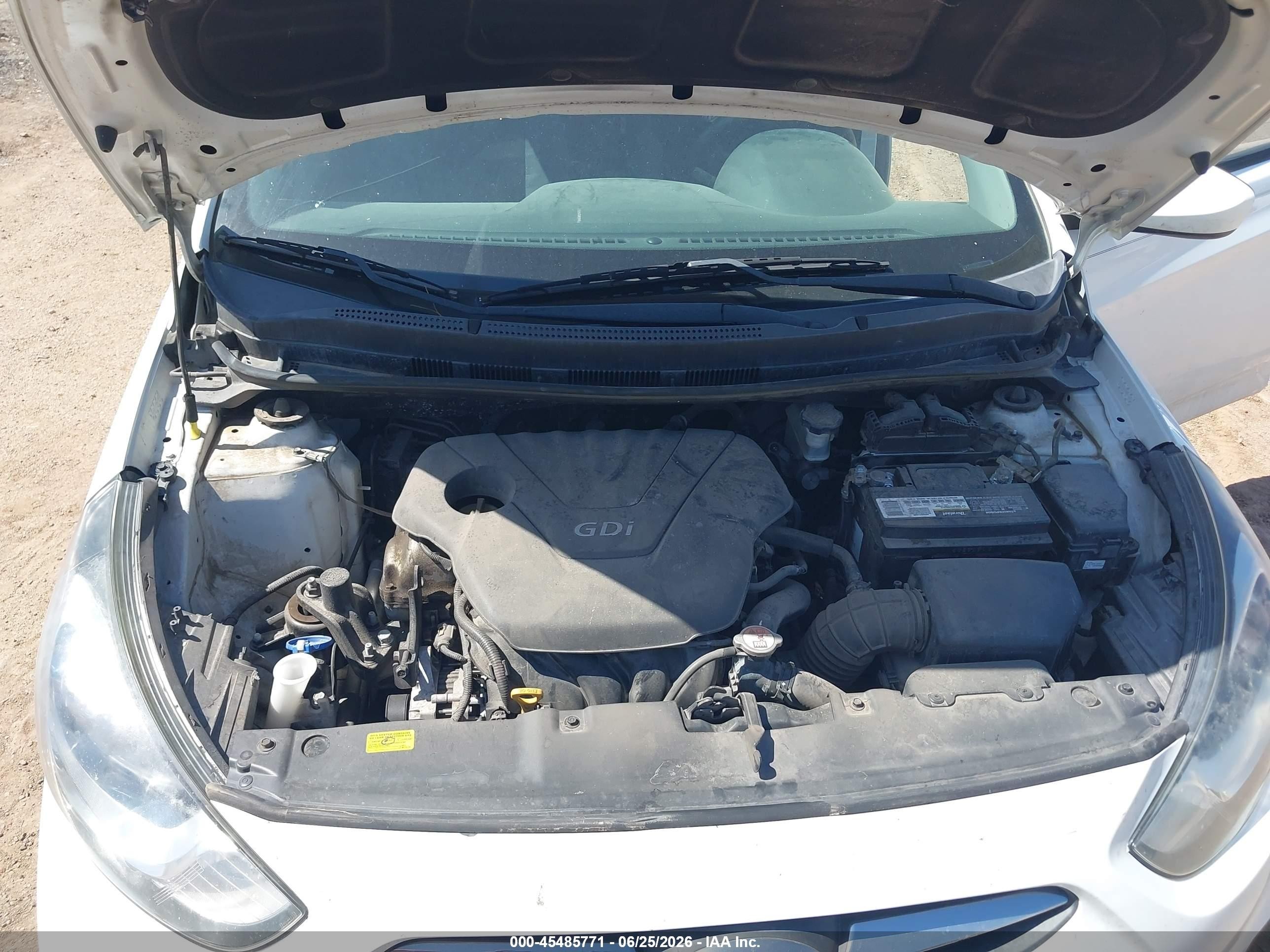 2014 Hyundai Accent Gs White vin: KMHCT5AE6EU169298