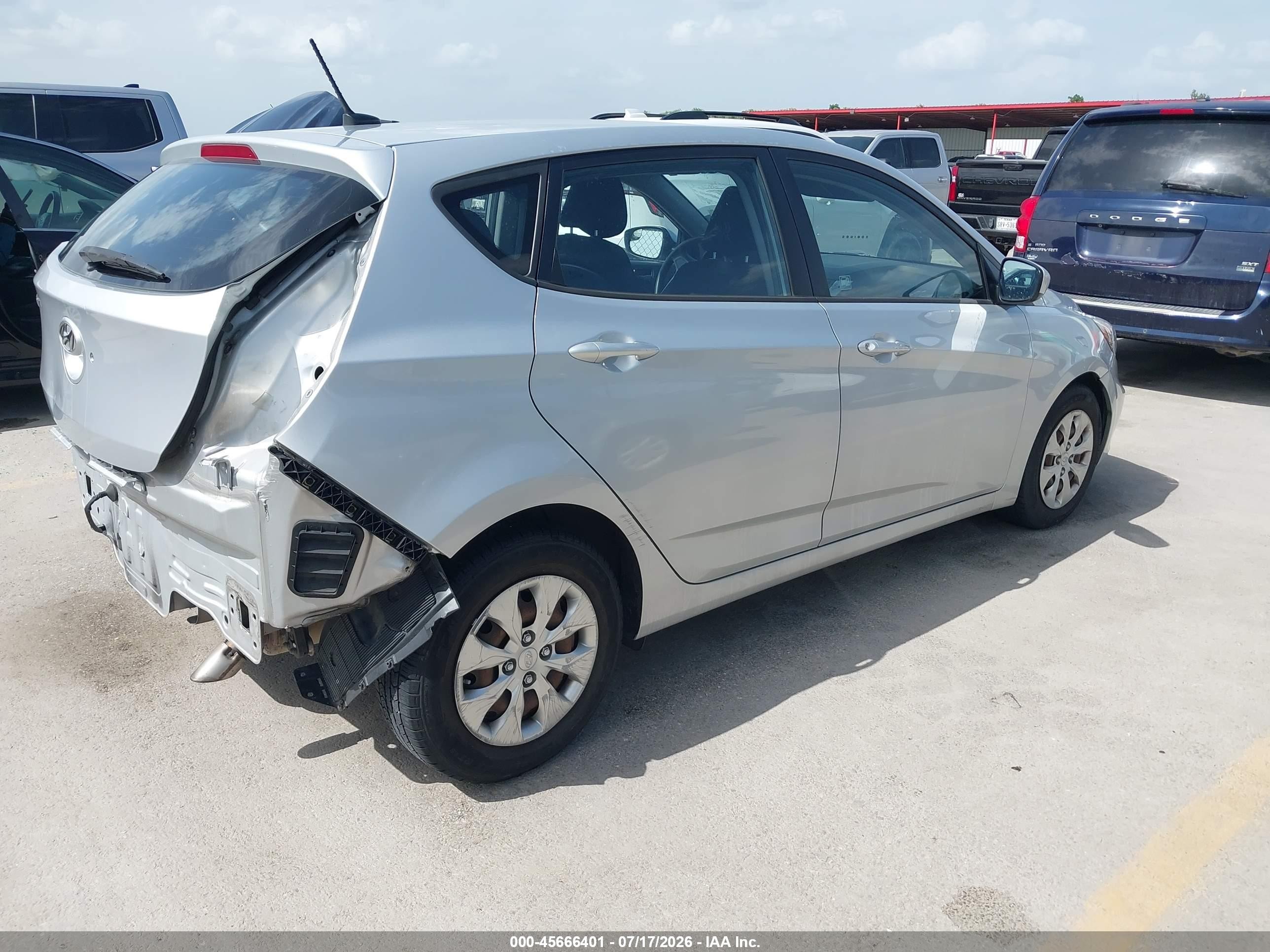 2015 Hyundai Accent Gs Silver vin: KMHCT5AE6FU213351