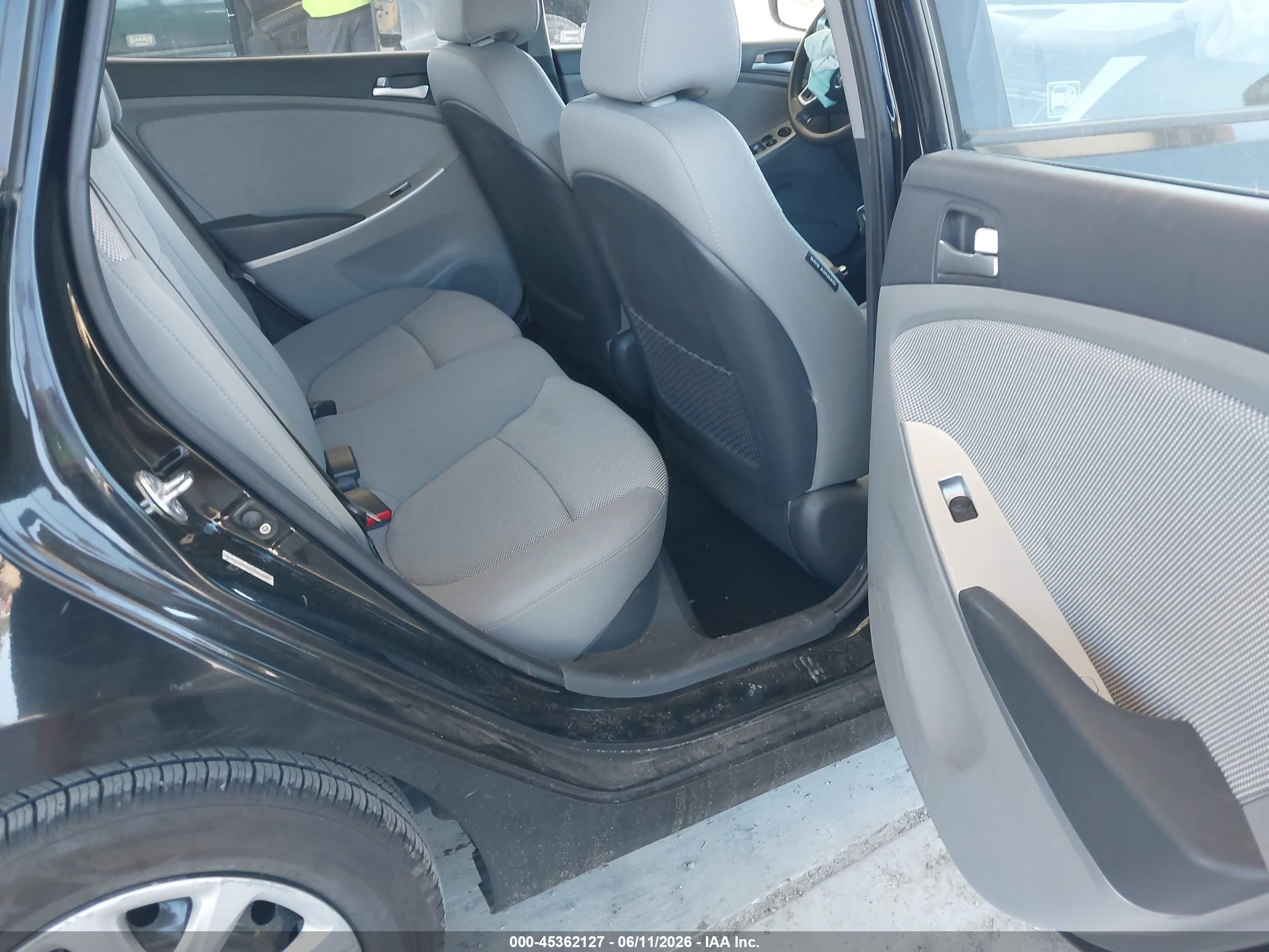 2012 Hyundai Accent Gs Black vin: KMHCT5AE7CU046316