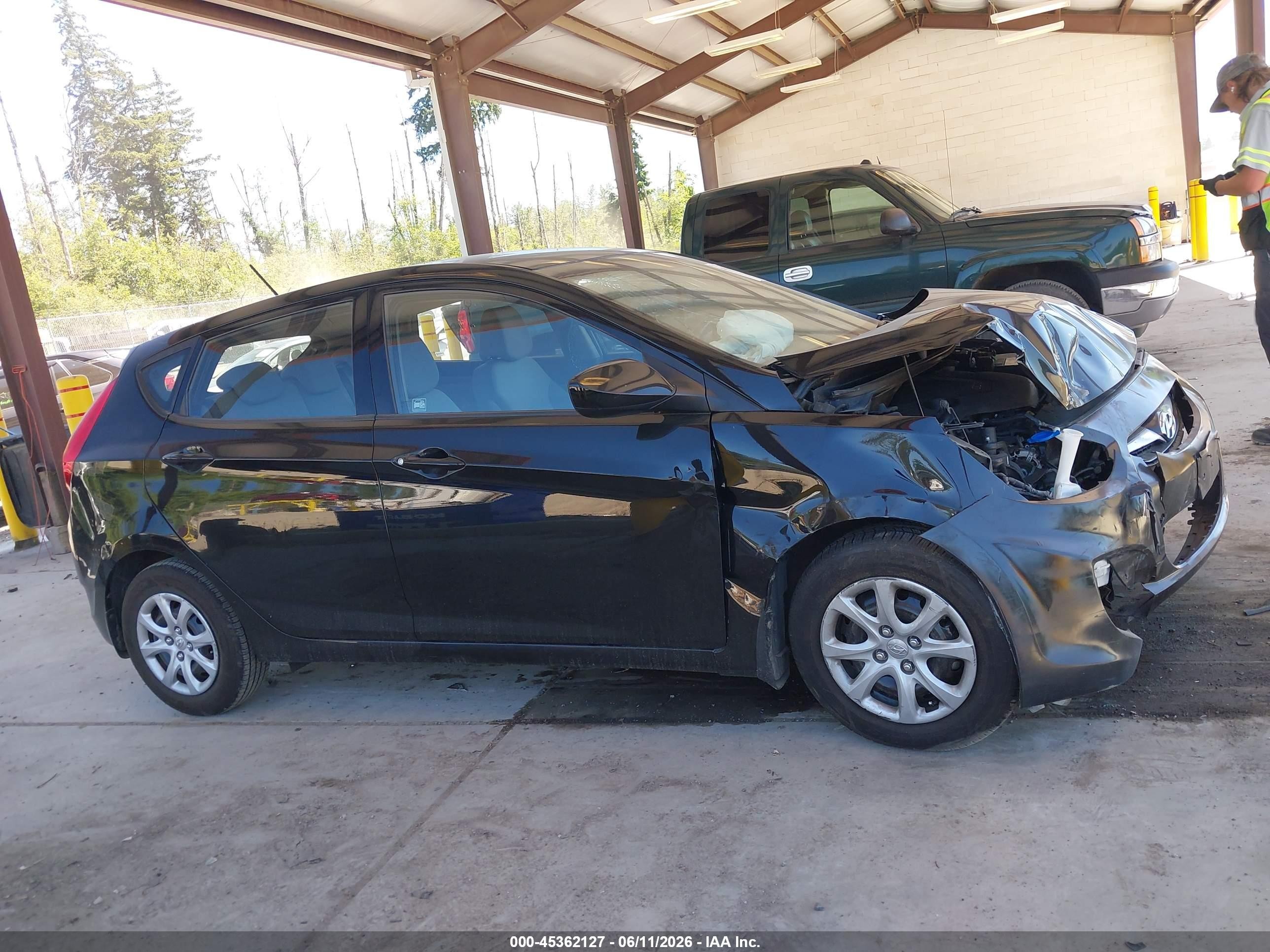 2012 Hyundai Accent Gs Black vin: KMHCT5AE7CU046316
