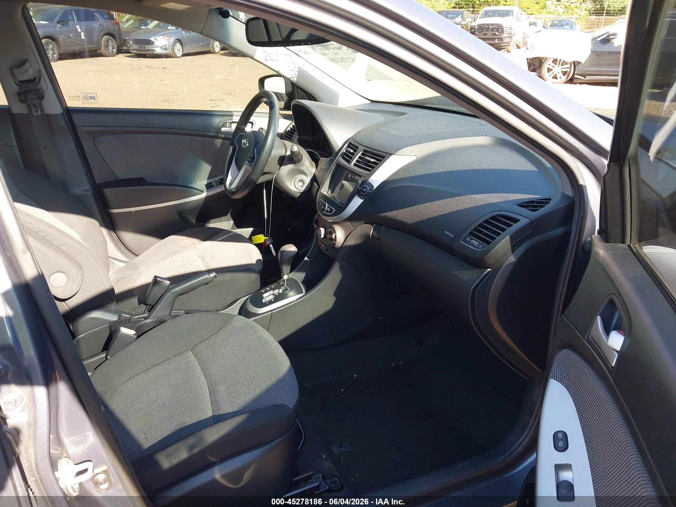 2012 Hyundai Accent Gs Black vin: KMHCT5AE7CU046445