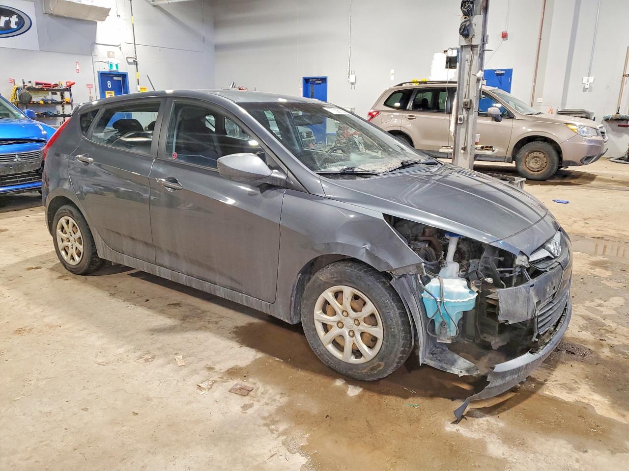 2013 Hyundai Accent Gls Gray vin: KMHCT5AE7DU096943