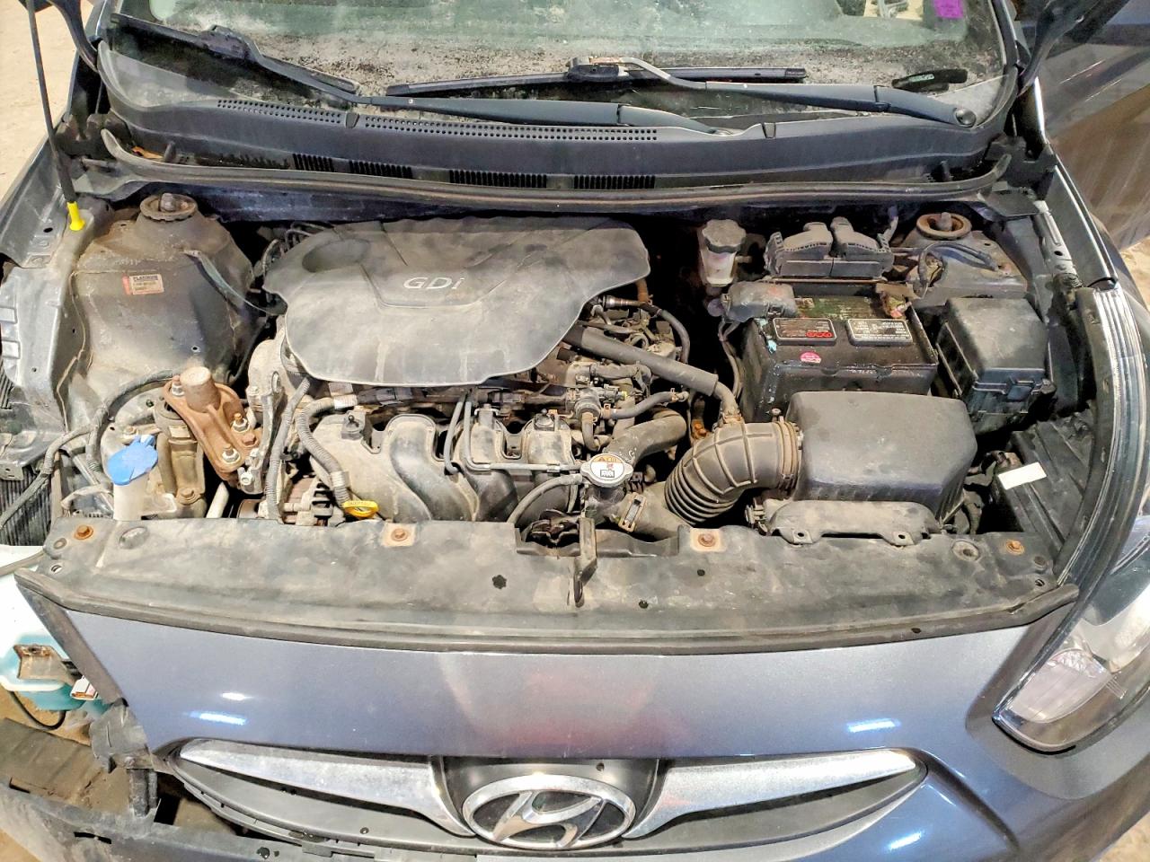 2013 Hyundai Accent Gls Gray vin: KMHCT5AE7DU096943