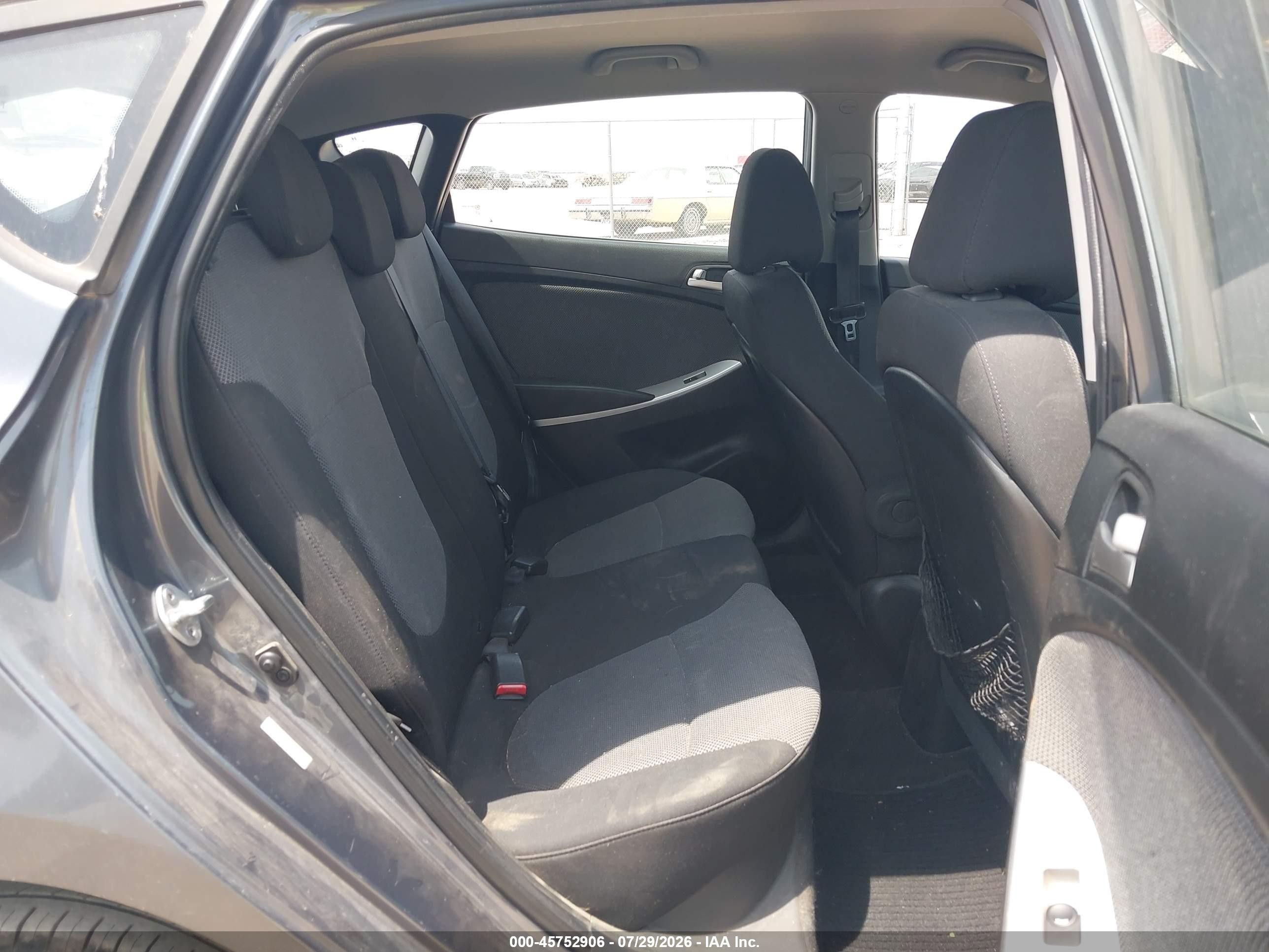 2013 Hyundai Accent Gs Серый vin: KMHCT5AE7DU100389