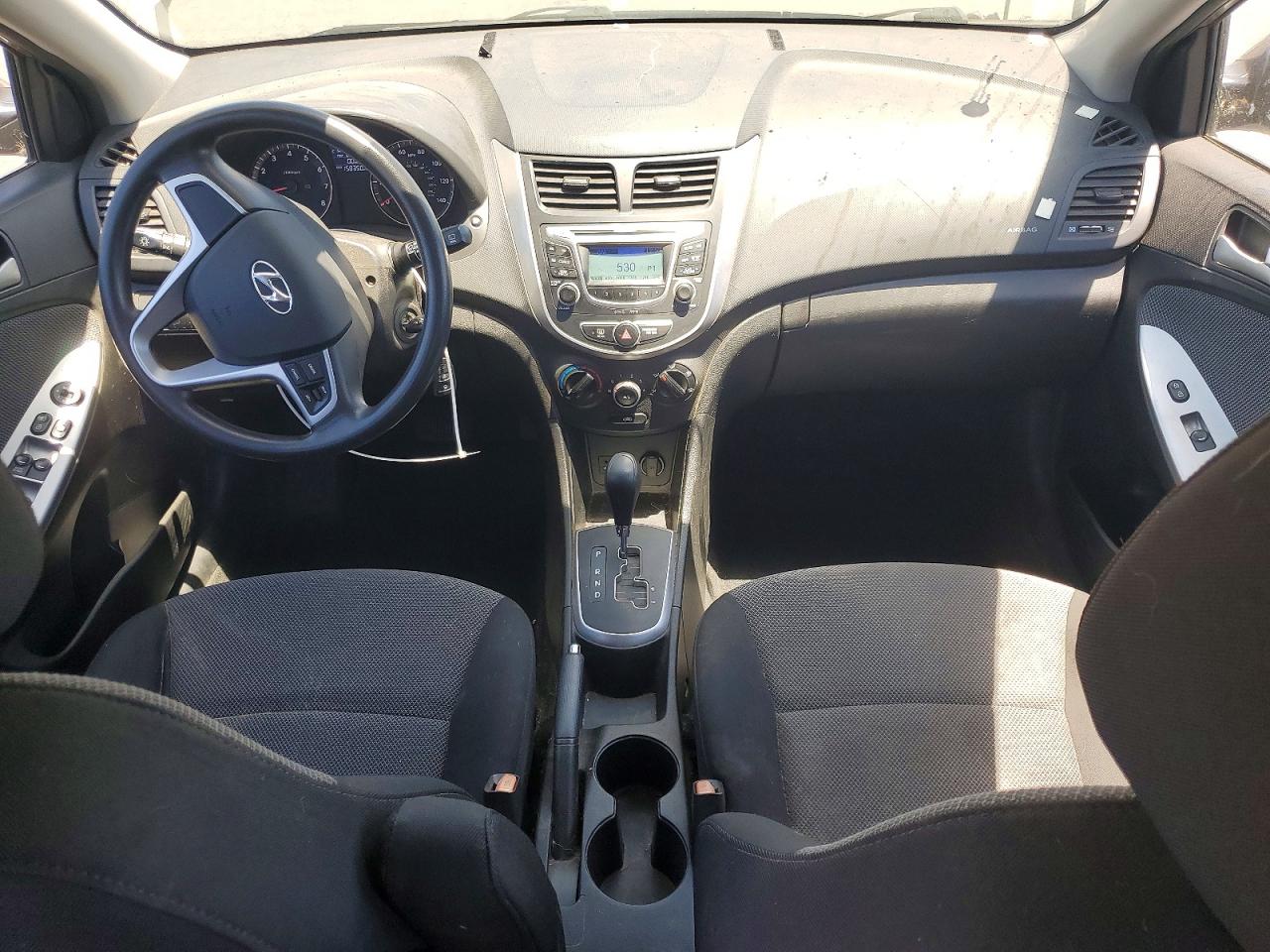 2013 Hyundai Accent Gs Tan vin: KMHCT5AE7DU117080
