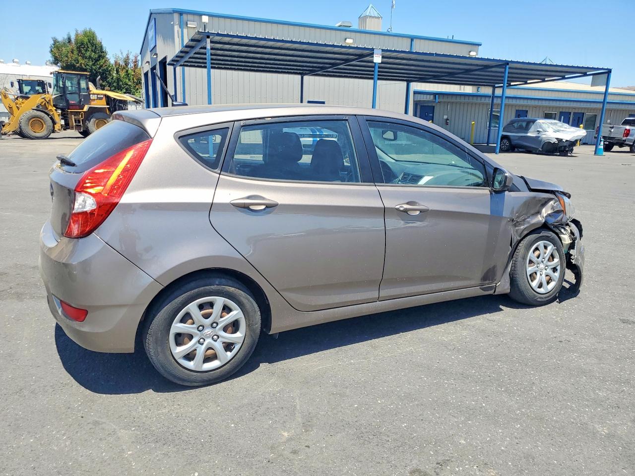2013 Hyundai Accent Gs Tan vin: KMHCT5AE7DU117080