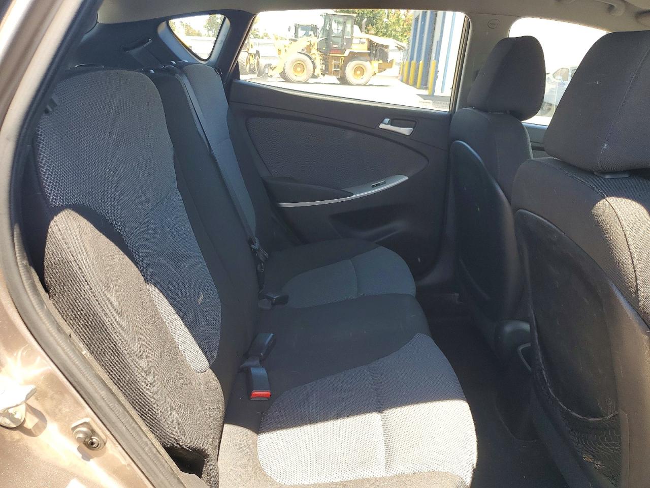 2013 Hyundai Accent Gs Tan vin: KMHCT5AE7DU117080