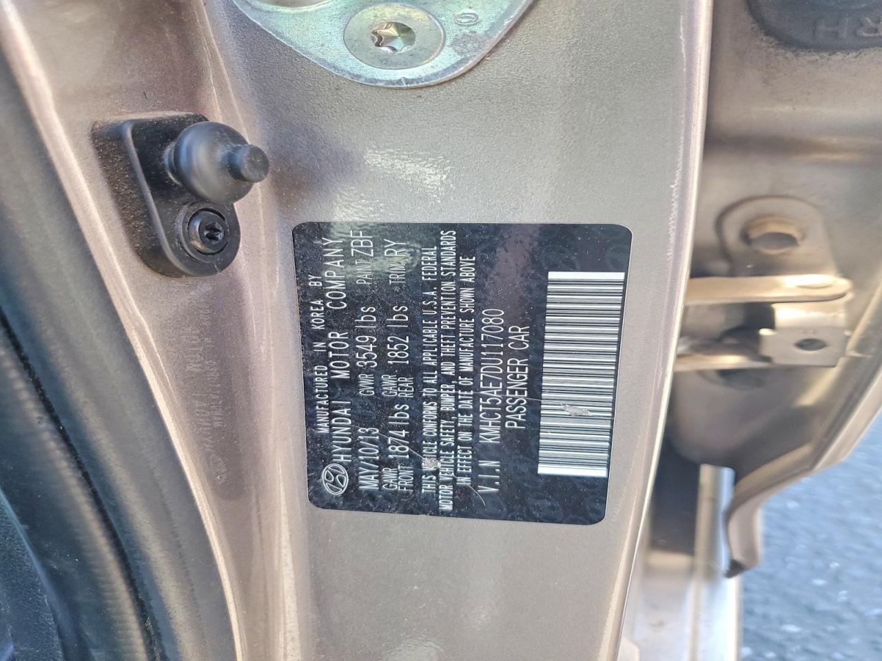 2013 Hyundai Accent Gs Tan vin: KMHCT5AE7DU117080