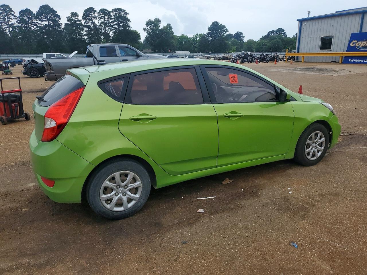 2013 Hyundai Accent Gs Green vin: KMHCT5AE7DU129326