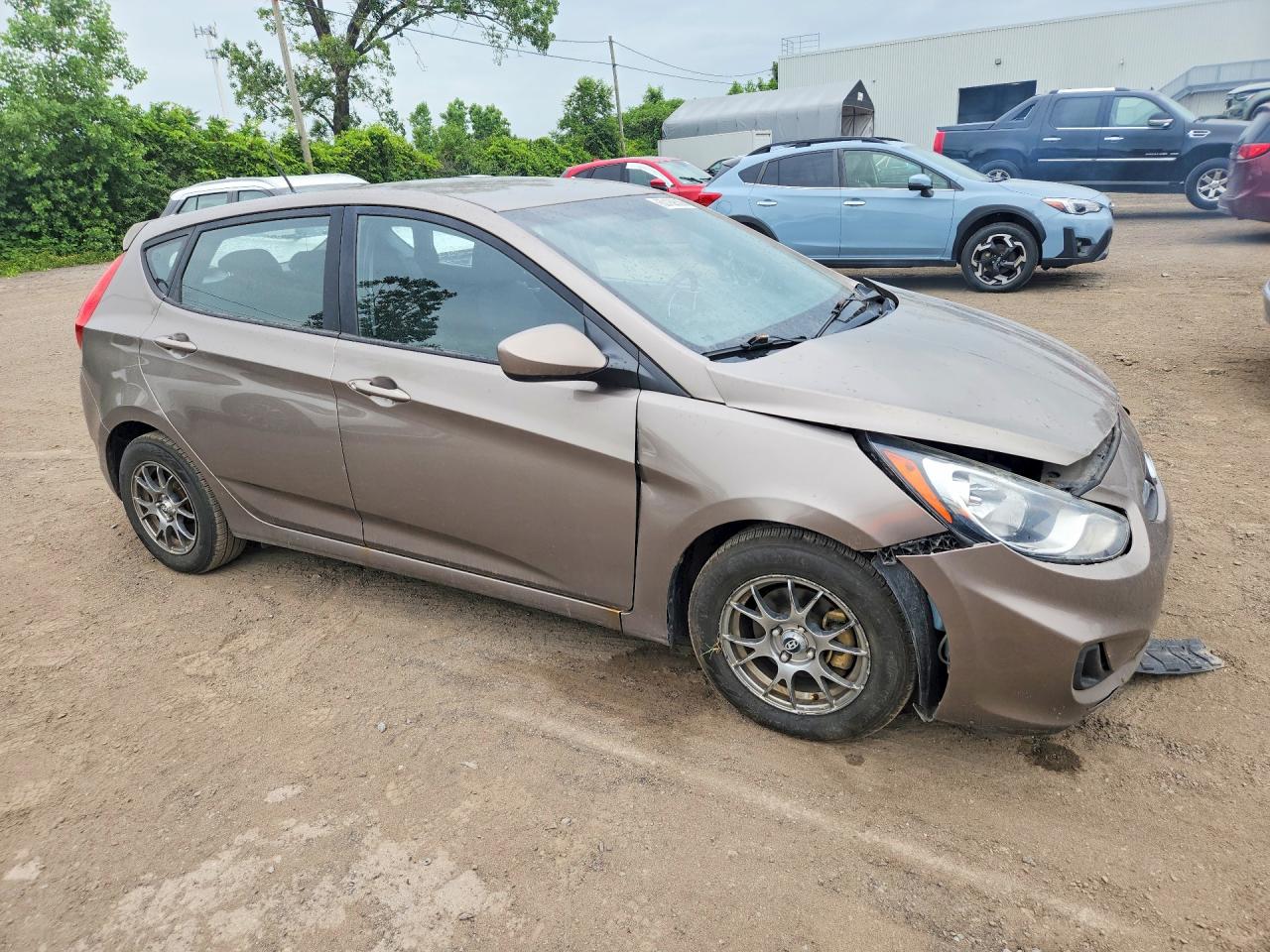 2013 Hyundai Accent Gs Tan vin: KMHCT5AE7DU131710