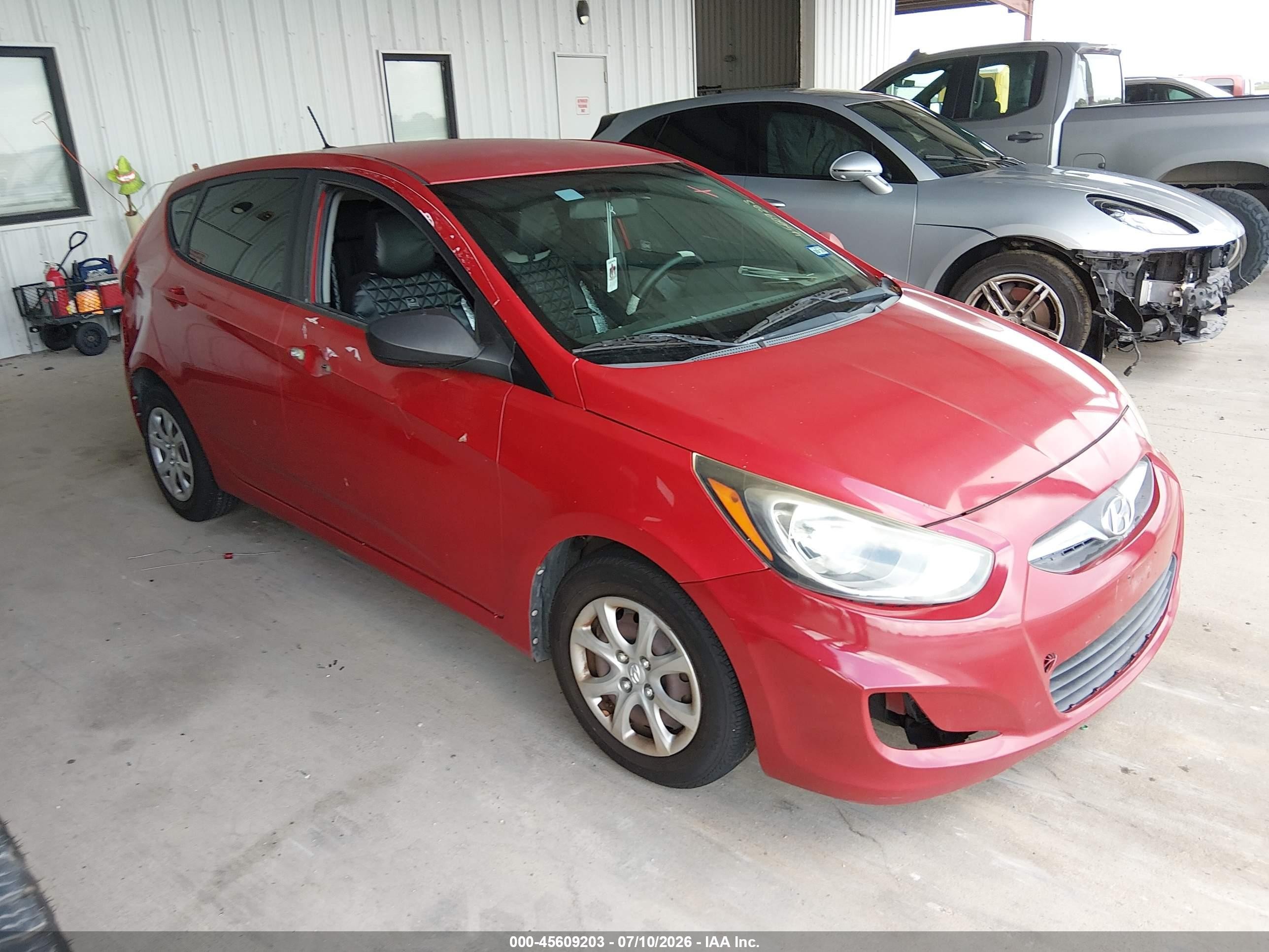 2014 Hyundai Accent Gs Red vin: KMHCT5AE7EU141297