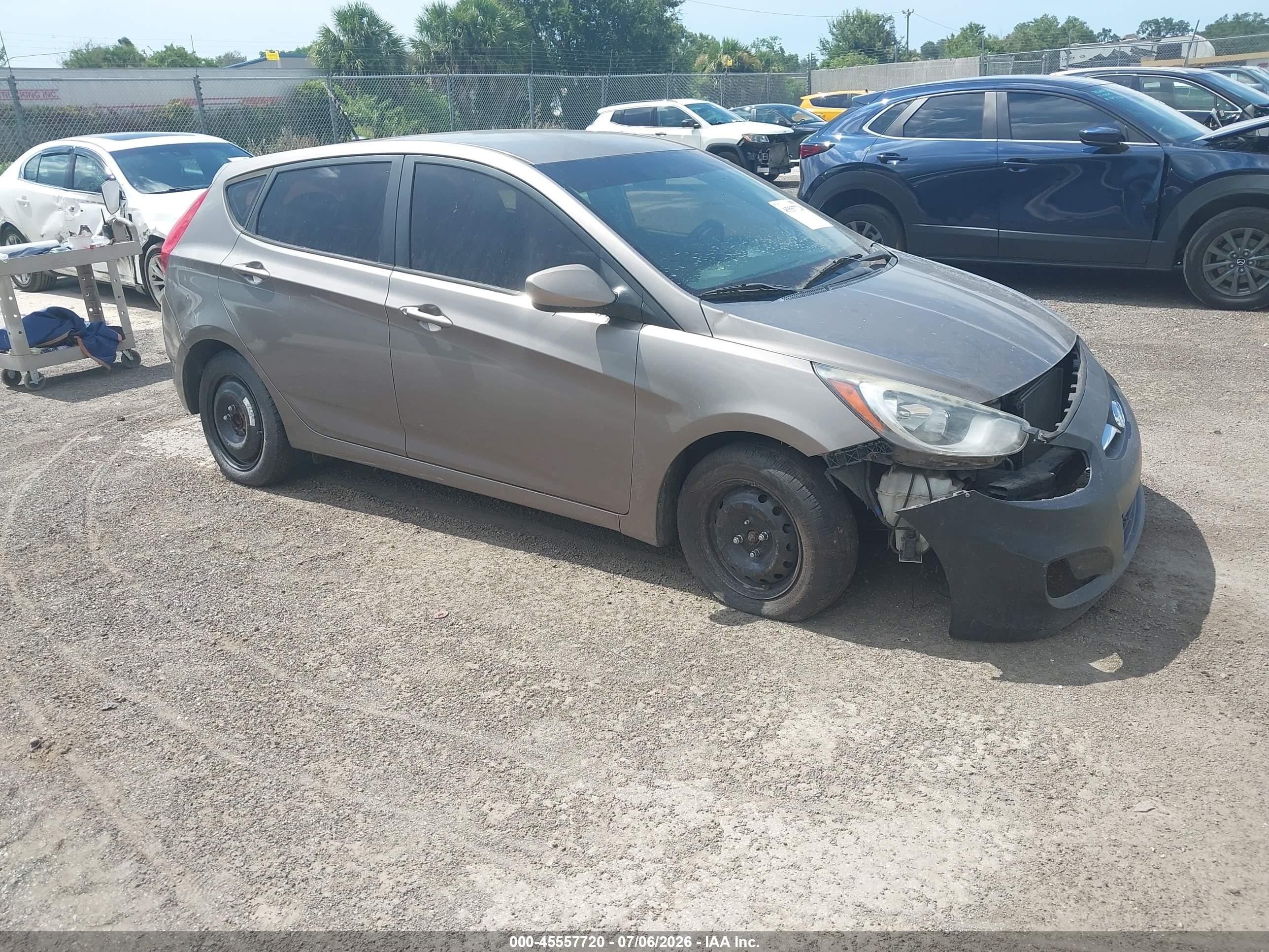 2014 Hyundai Accent Gs Gray vin: KMHCT5AE7EU145804