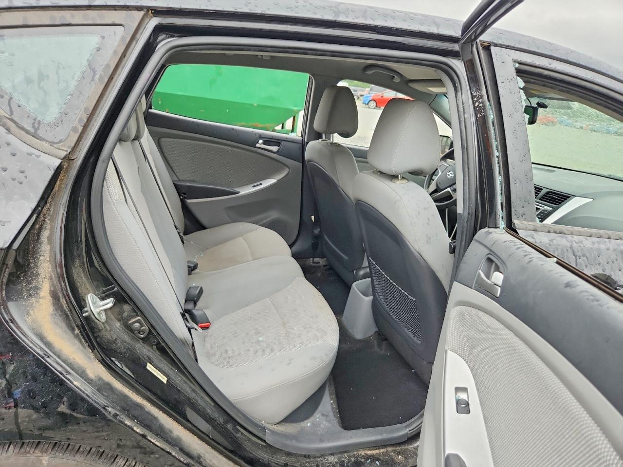 2014 Hyundai Accent Gs Черный vin: KMHCT5AE7EU174008