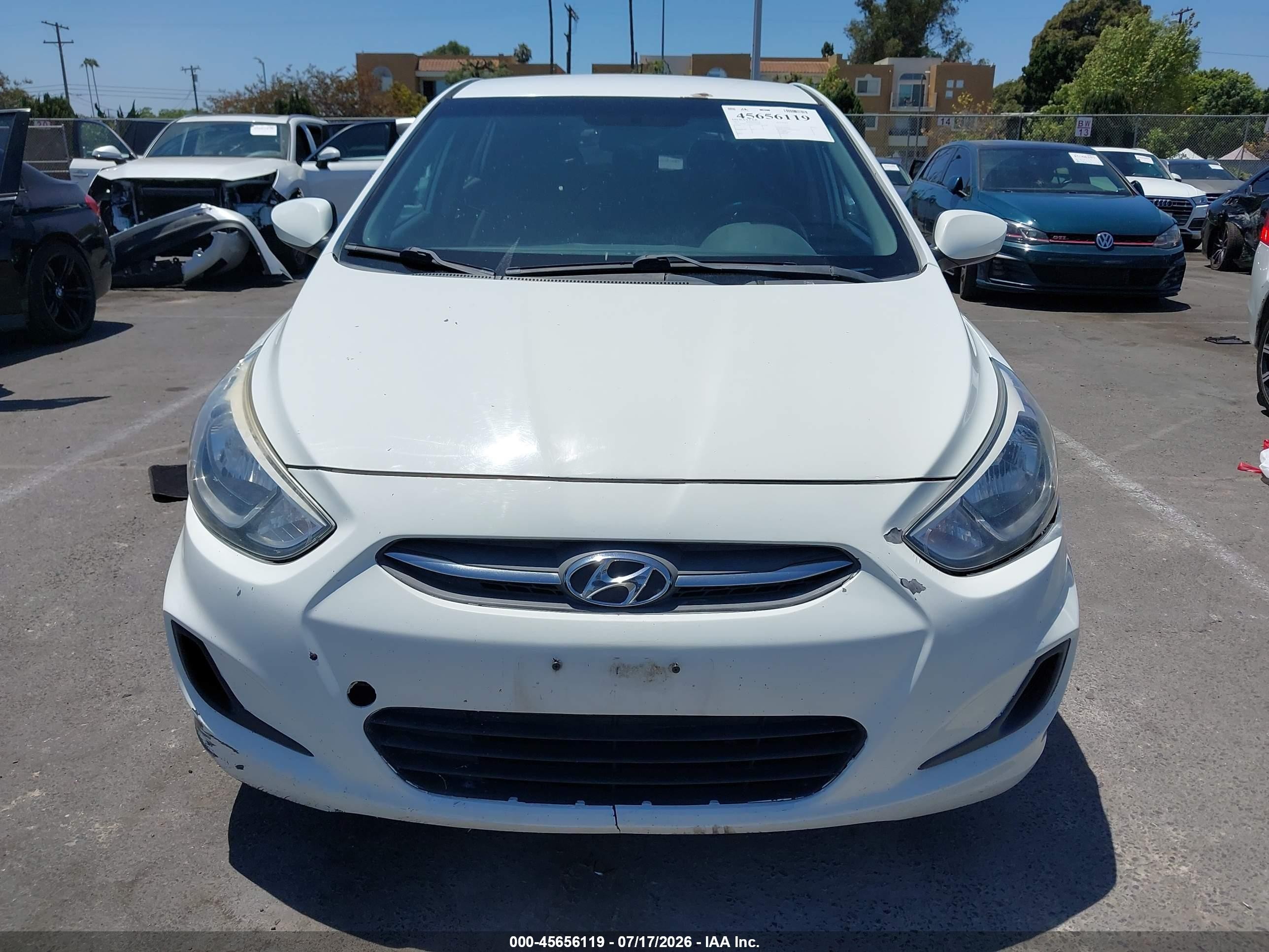 2015 Hyundai Accent Gs White vin: KMHCT5AE7FU200897