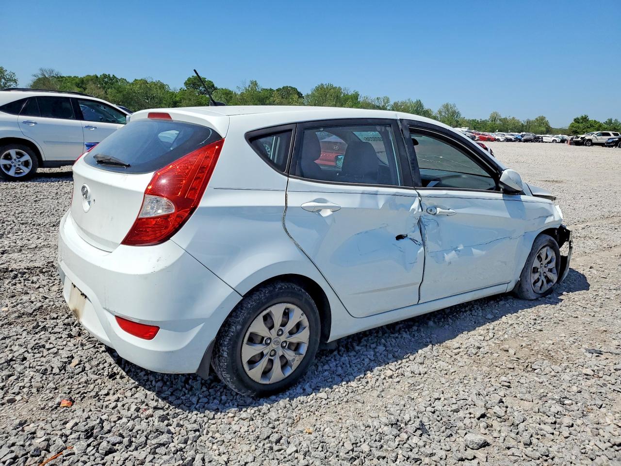 2015 Hyundai Accent Gs White vin: KMHCT5AE7FU217280