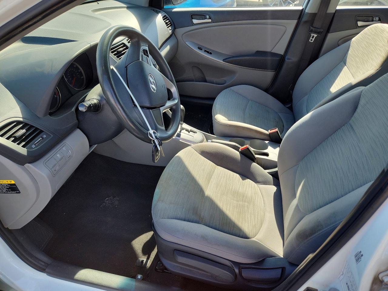 2015 Hyundai Accent Gs White vin: KMHCT5AE7FU219739