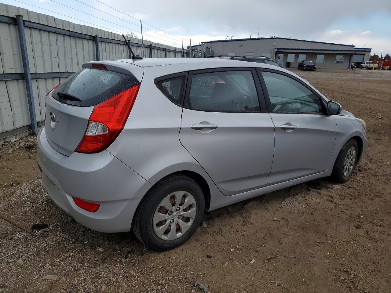 2016 Hyundai Accent Se Silver vin: KMHCT5AE7GU274869