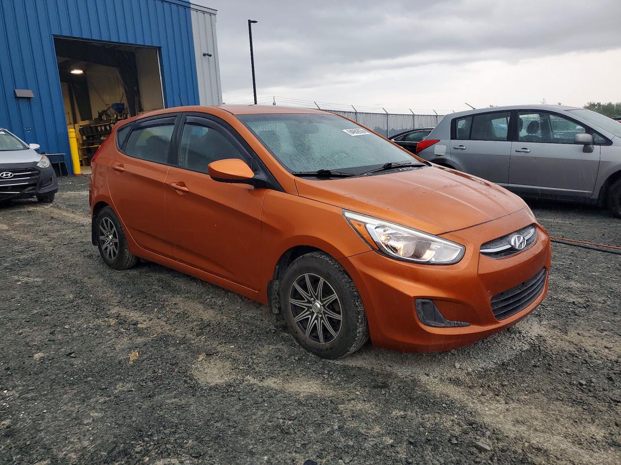 2016 Hyundai Accent Se Orange vin: KMHCT5AE7GU289940