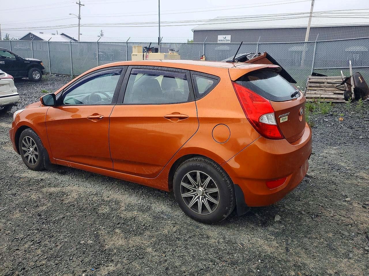 2016 Hyundai Accent Se Orange vin: KMHCT5AE7GU289940