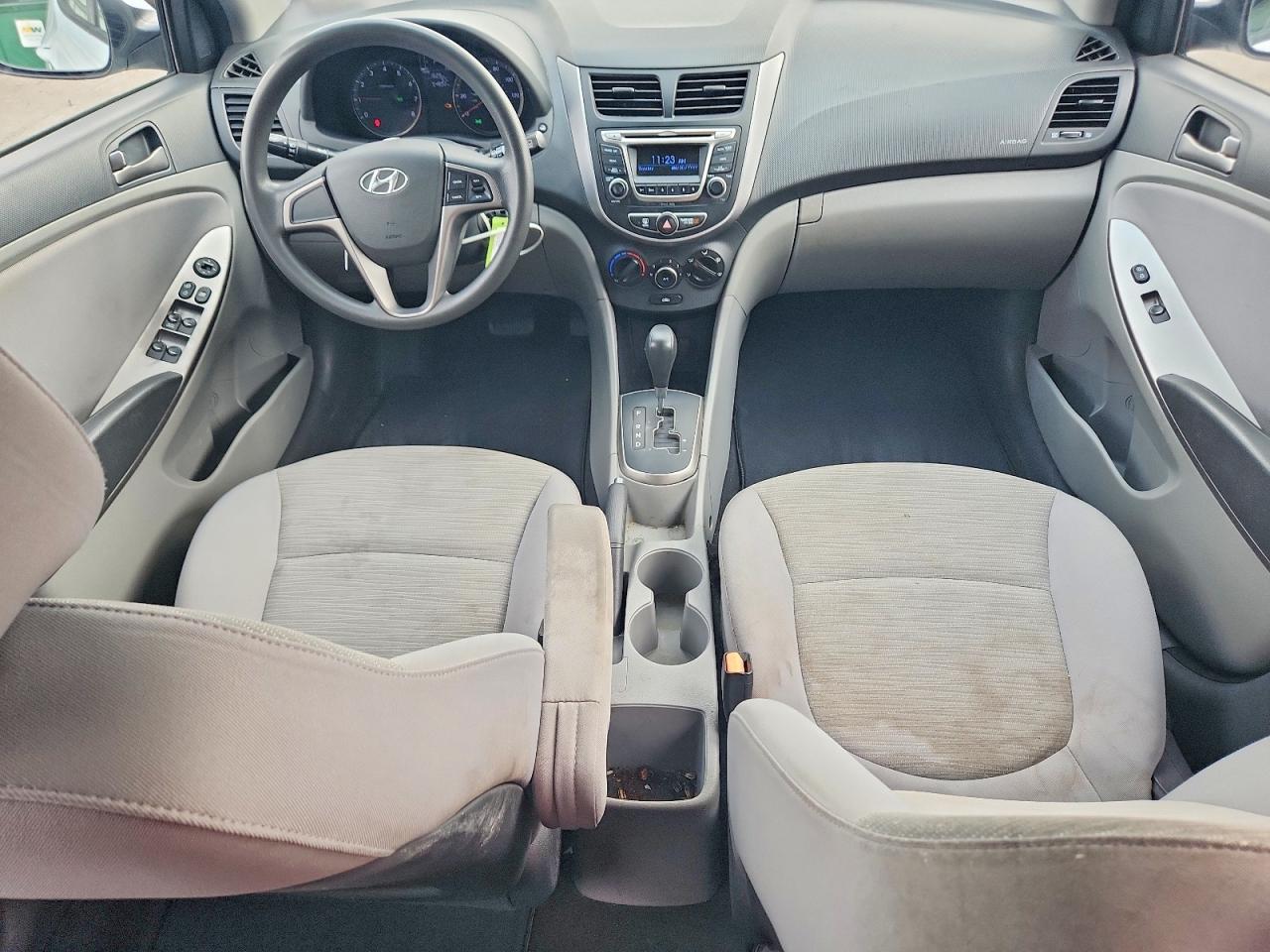 2017 Hyundai Accent Se Белый vin: KMHCT5AE7HU340886