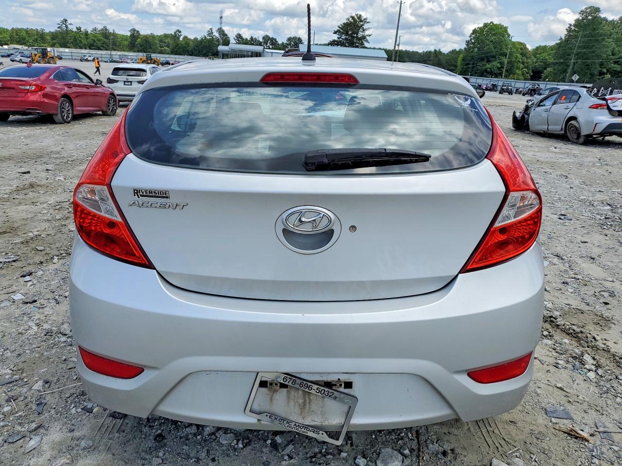 2012 Hyundai Accent Gs Silver vin: KMHCT5AE8CU034496