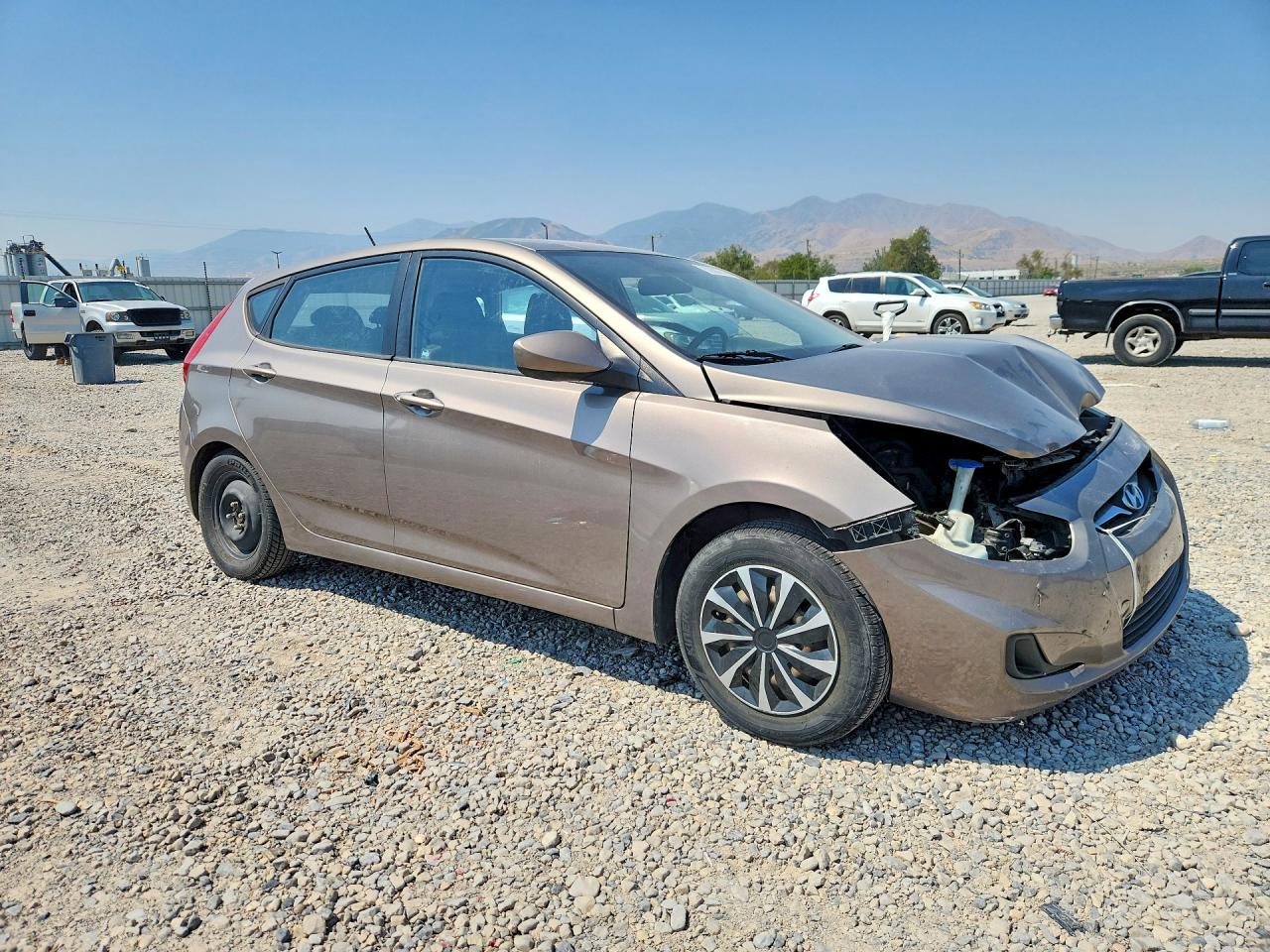 2012 Hyundai Accent Gs Brown vin: KMHCT5AE8CU037723