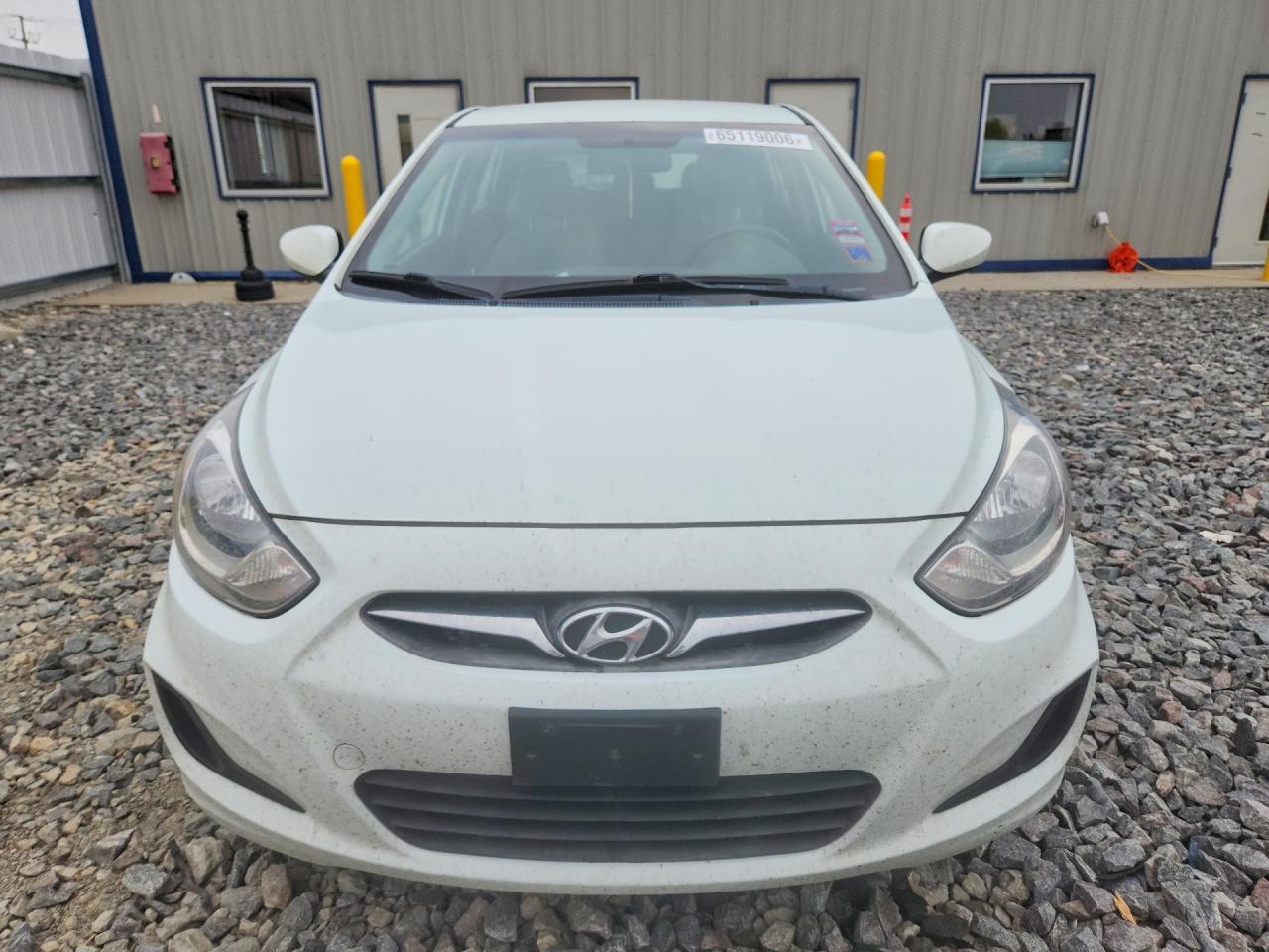 2013 Hyundai Accent Gs White vin: KMHCT5AE8DU072103