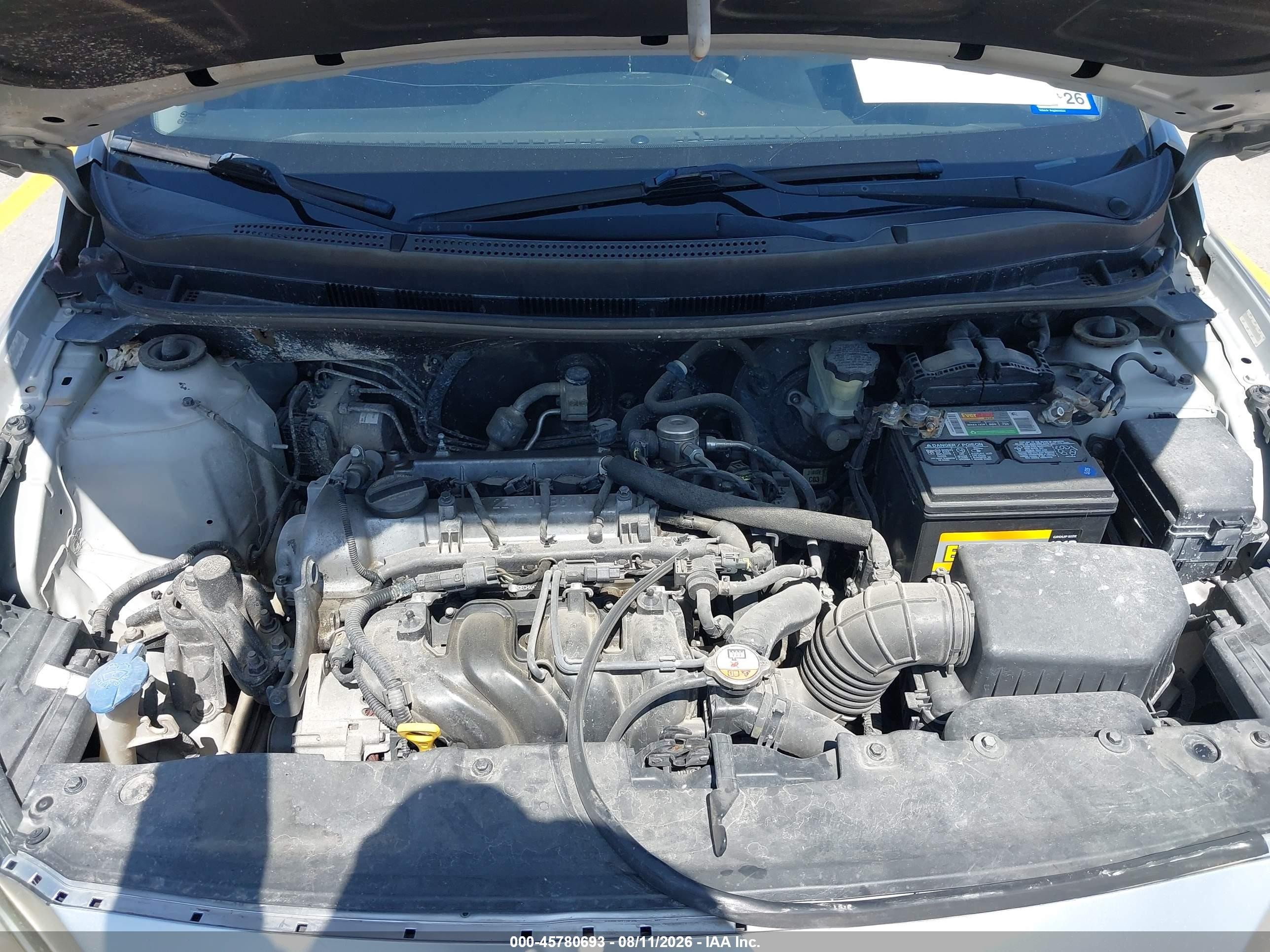 2013 Hyundai Accent Gs Silver vin: KMHCT5AE8DU075311
