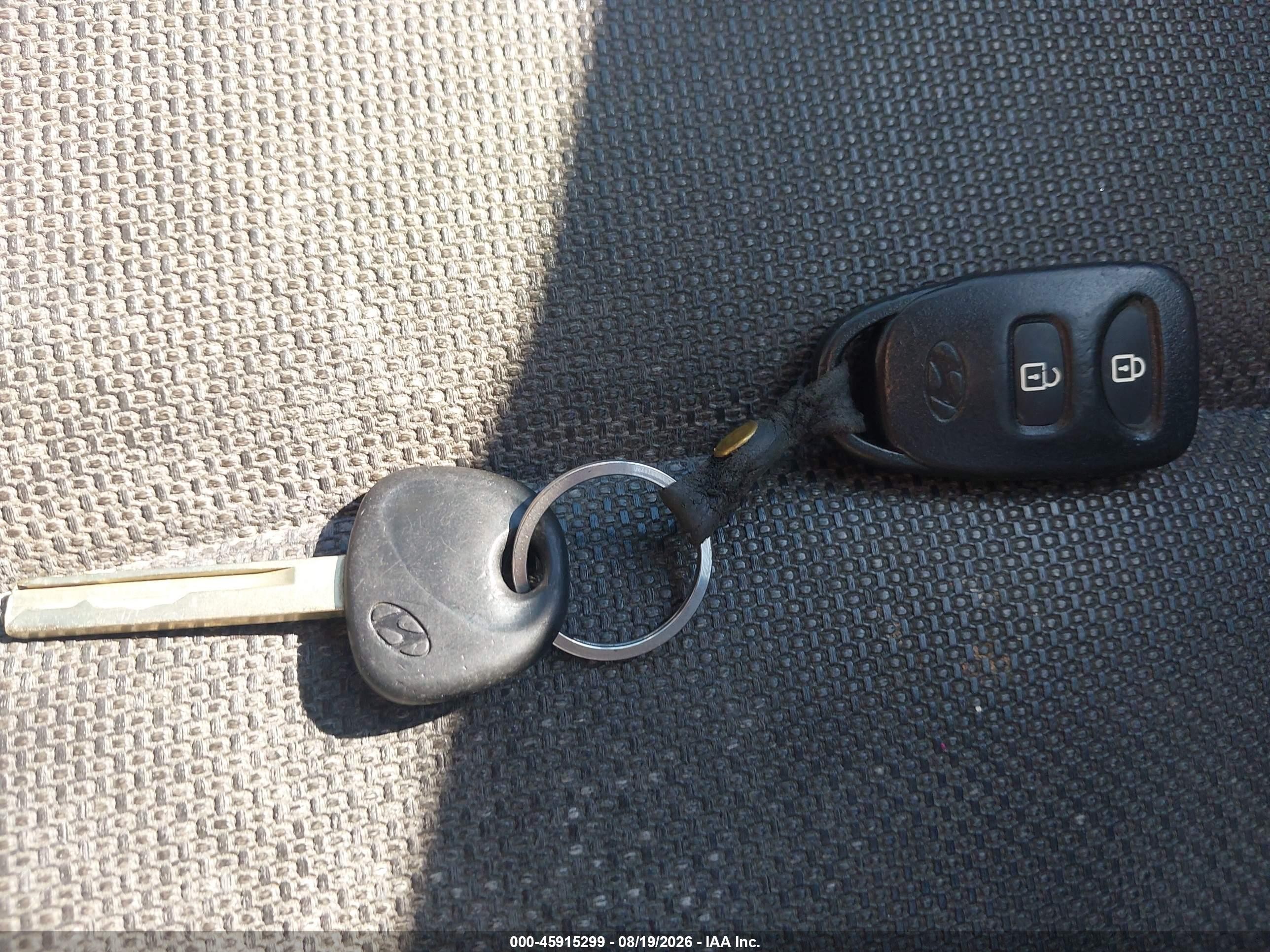 2013 Hyundai Accent Gs Белый vin: KMHCT5AE8DU084610