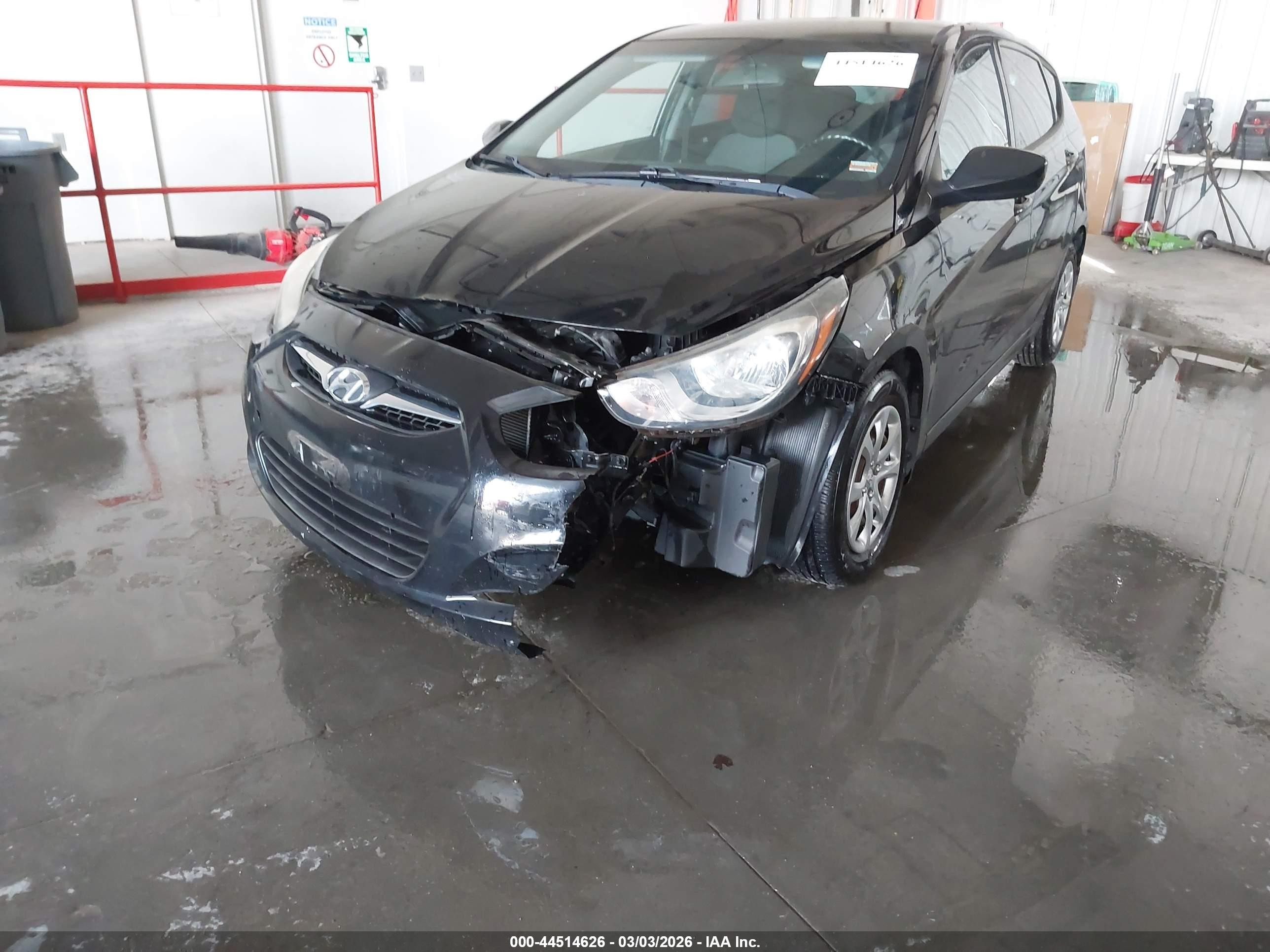 2013 Hyundai Accent Gs Black vin: KMHCT5AE8DU084655
