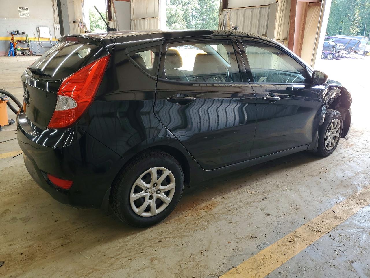 2013 Hyundai Accent Gs Черный vin: KMHCT5AE8DU088740