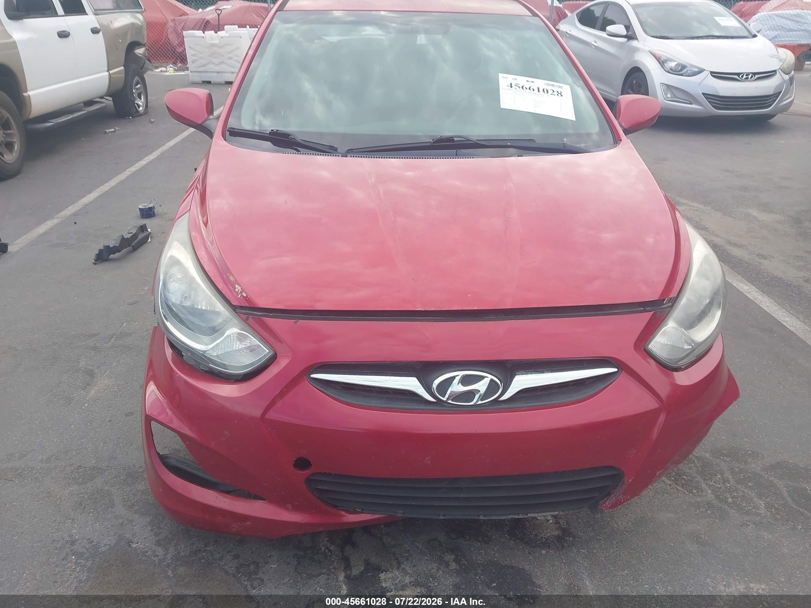 2013 Hyundai Accent Gs Red vin: KMHCT5AE8DU093646