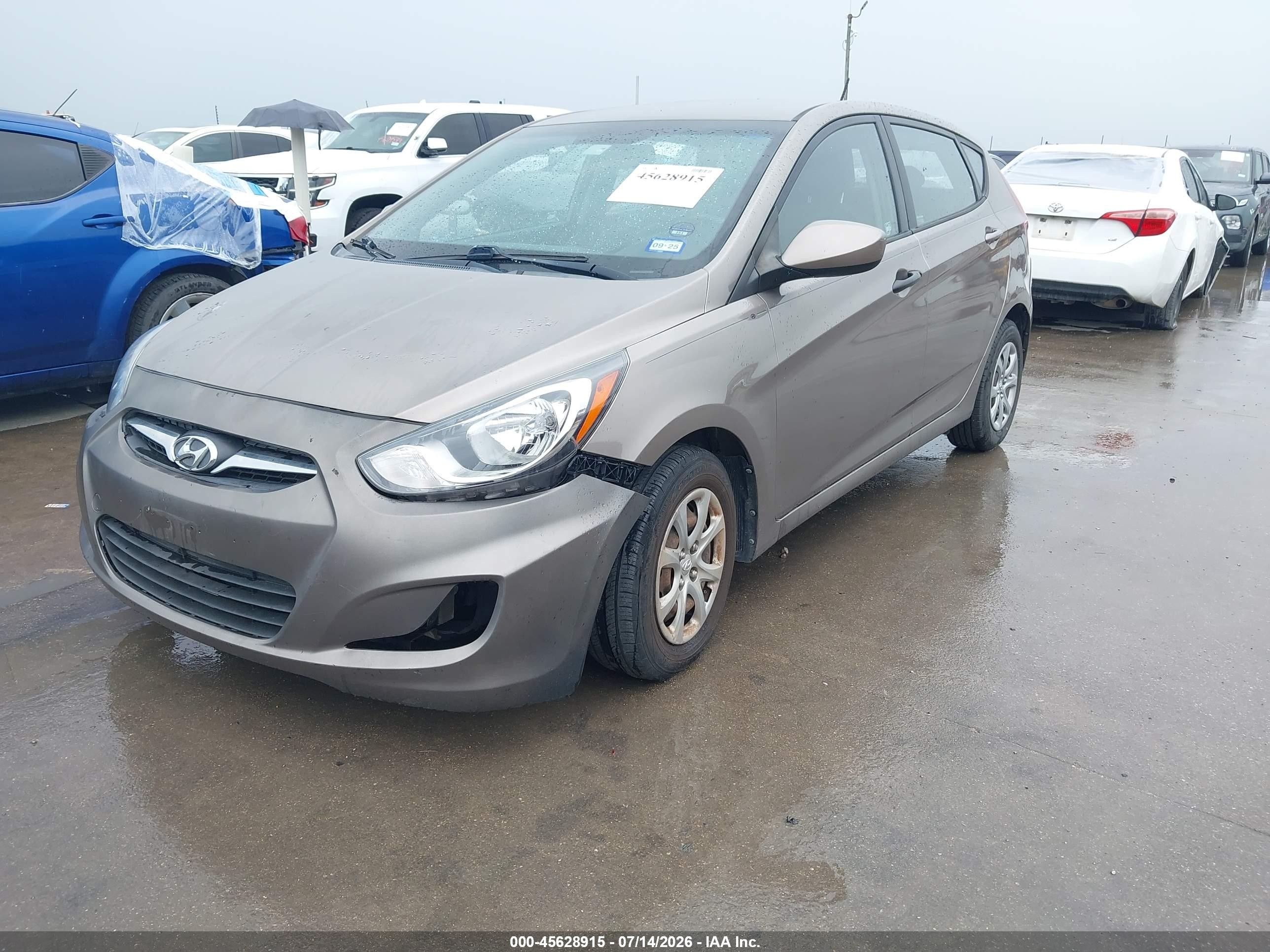 2013 Hyundai Accent Gs Brown vin: KMHCT5AE8DU131120