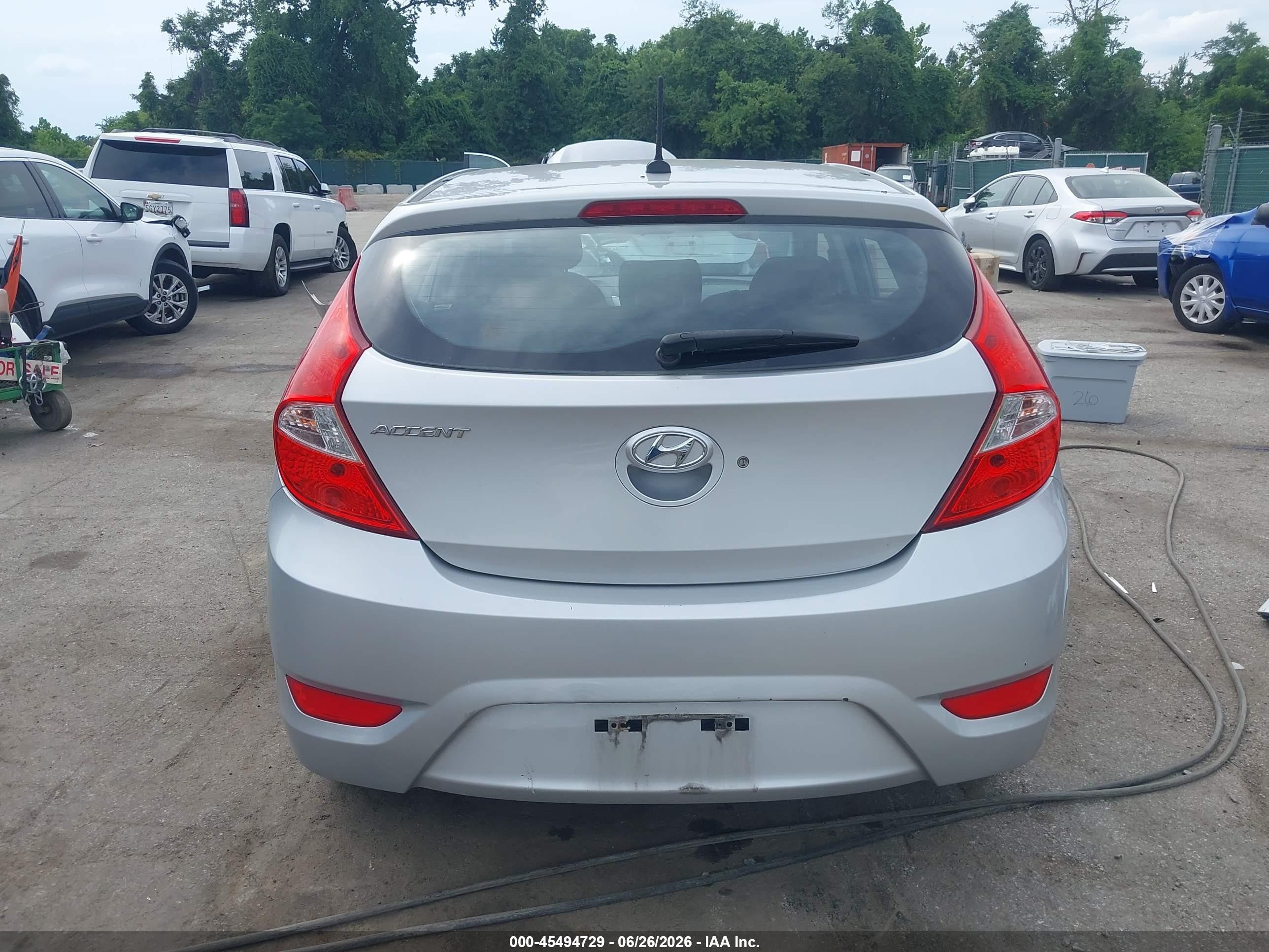 2014 Hyundai Accent Gs Silver vin: KMHCT5AE8EU146640