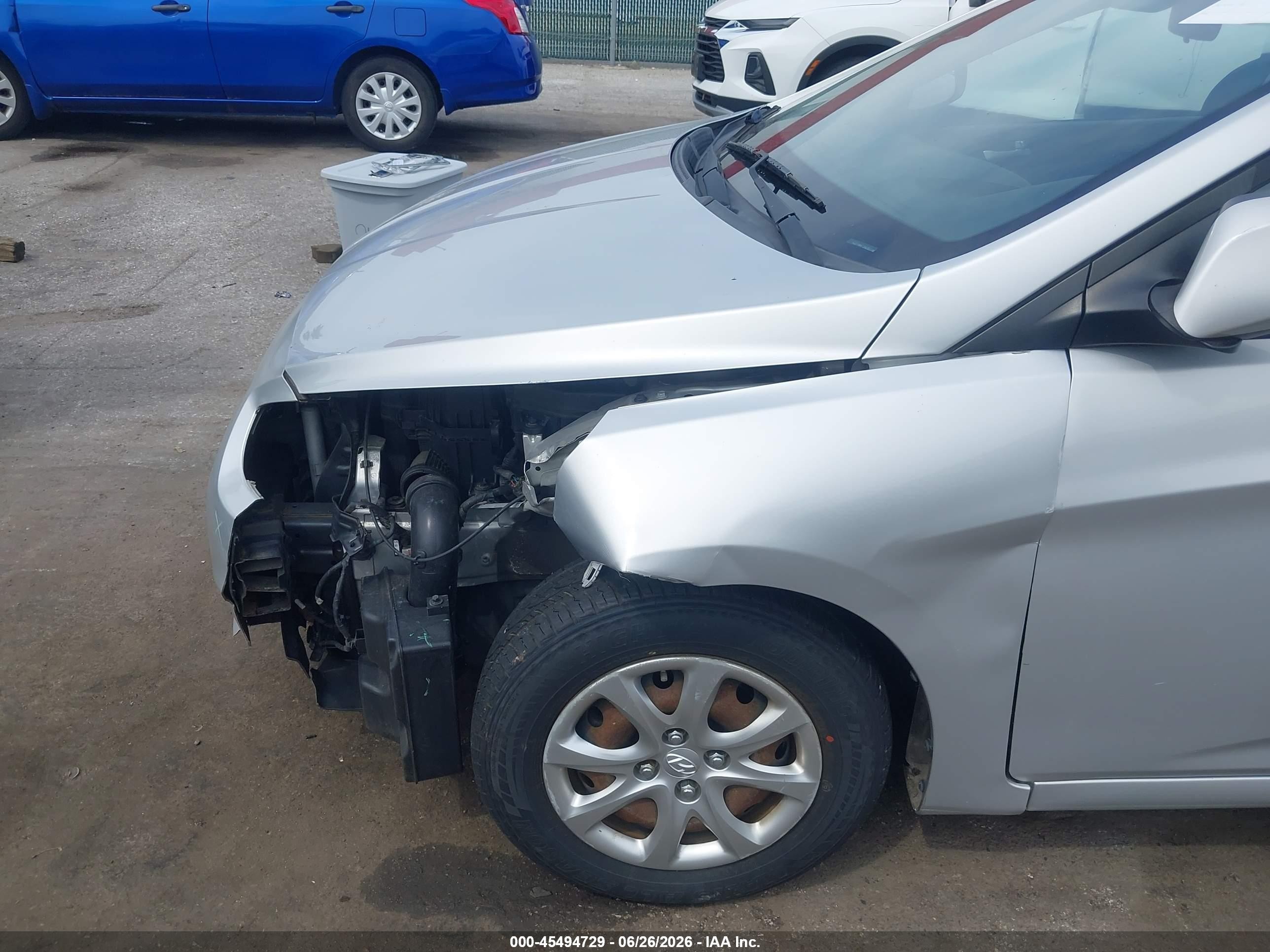 2014 Hyundai Accent Gs Silver vin: KMHCT5AE8EU146640