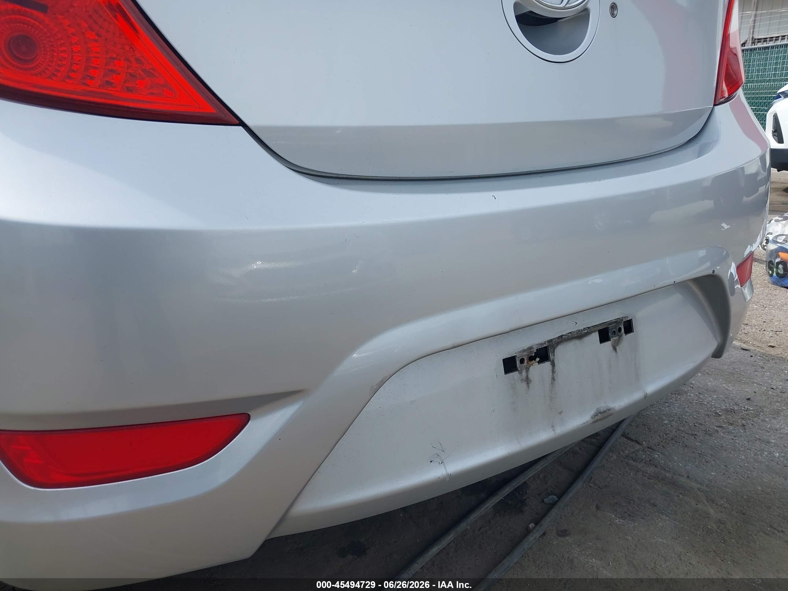 2014 Hyundai Accent Gs Silver vin: KMHCT5AE8EU146640