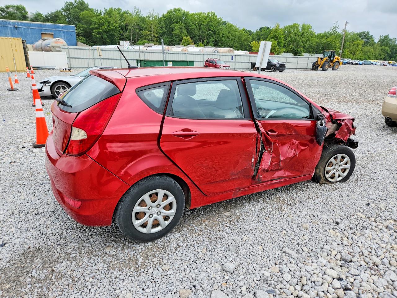2014 Hyundai Accent Gs Red vin: KMHCT5AE8EU151143