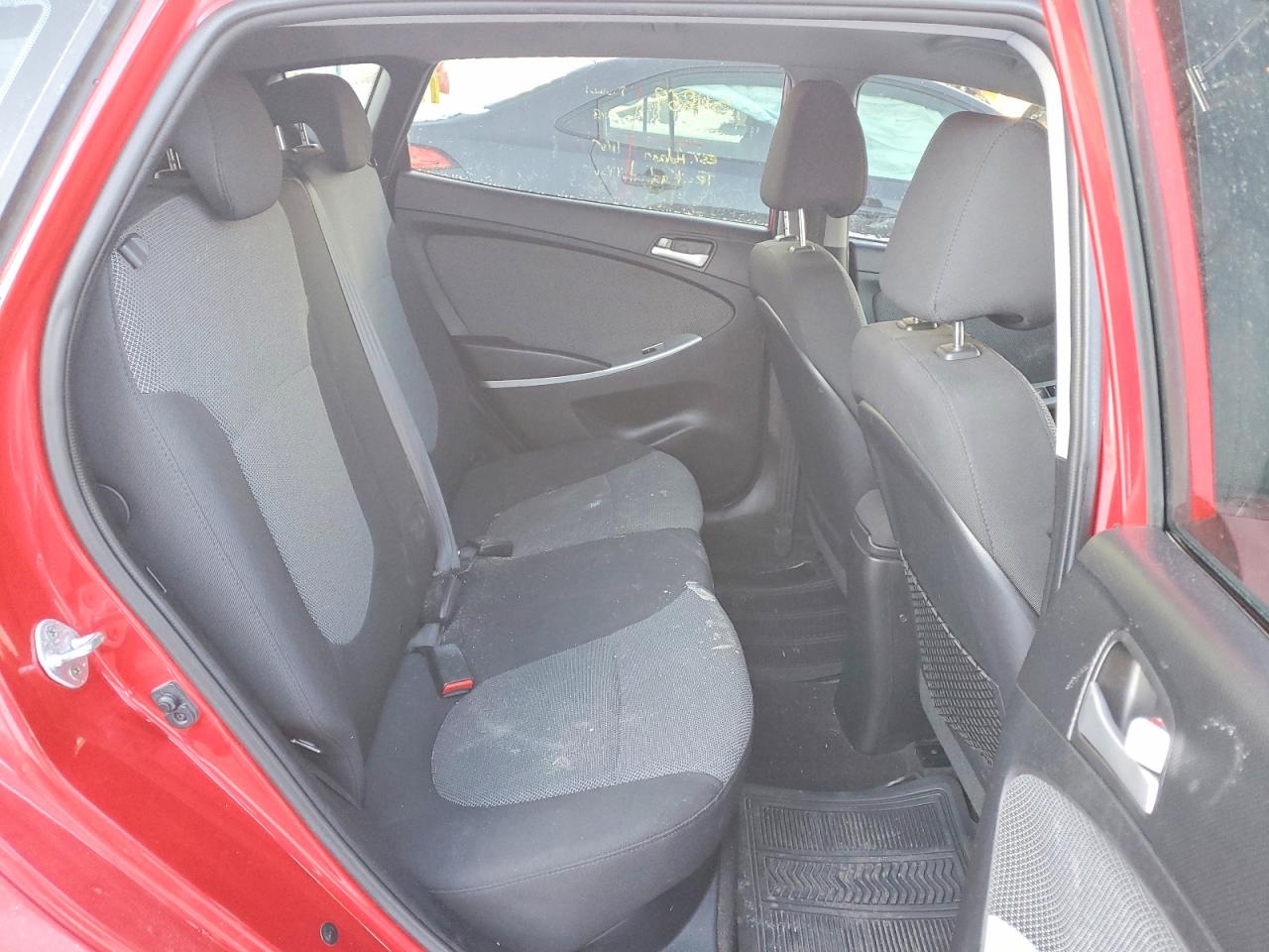 2014 Hyundai Accent Red vin: KMHCT5AE8EU166371