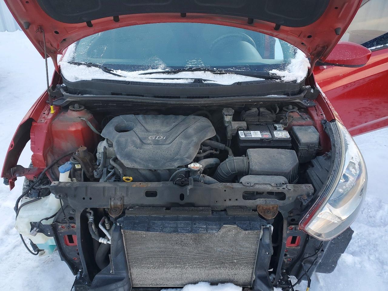 2014 Hyundai Accent Red vin: KMHCT5AE8EU166371