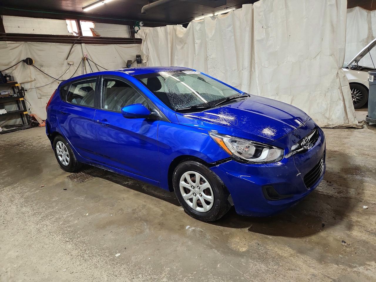 2014 Hyundai Accent Gs Blue vin: KMHCT5AE8EU181601